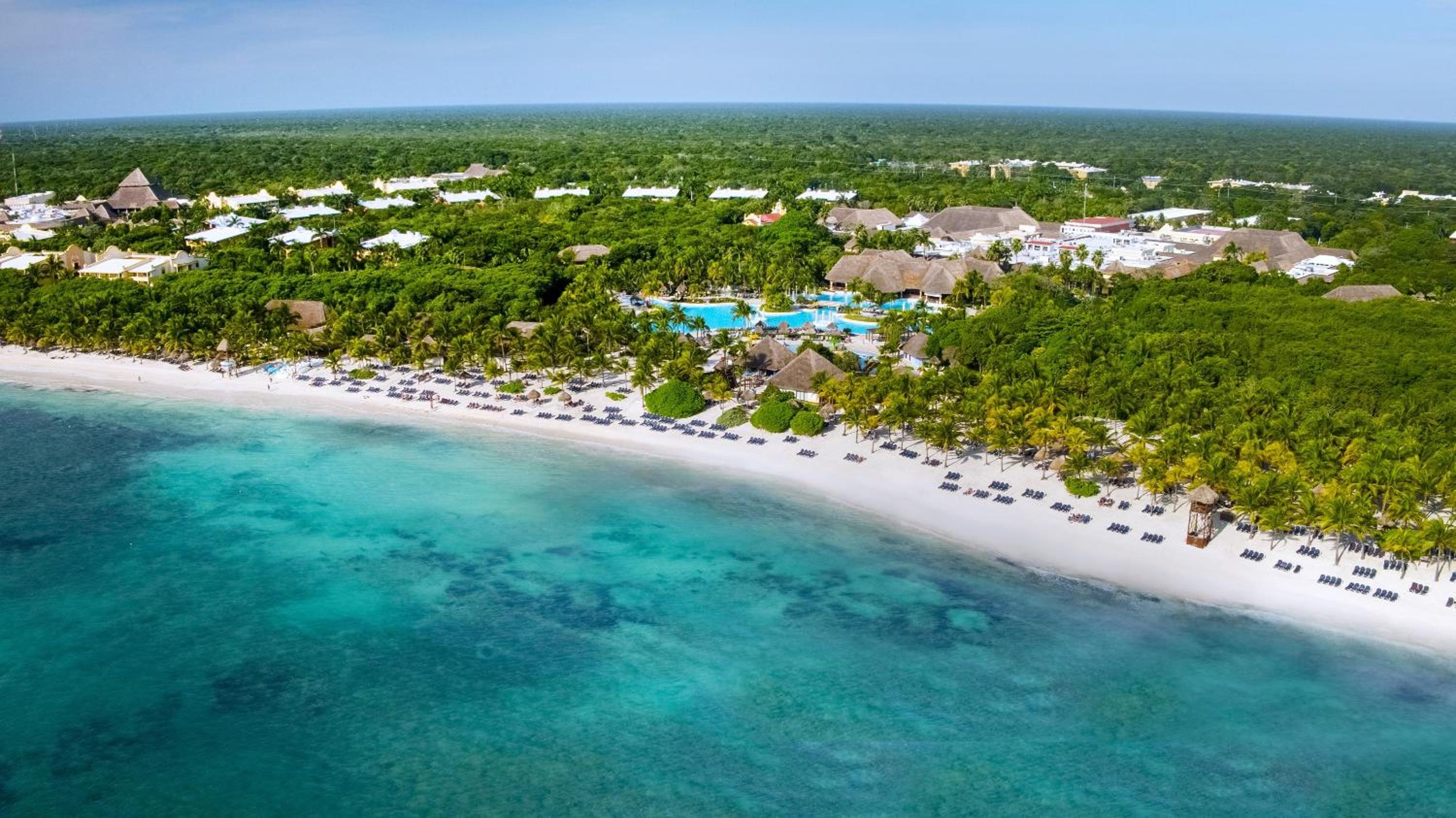 Family Selection at Grand Palladium Kantenah Resort & Spa - All Inclusive