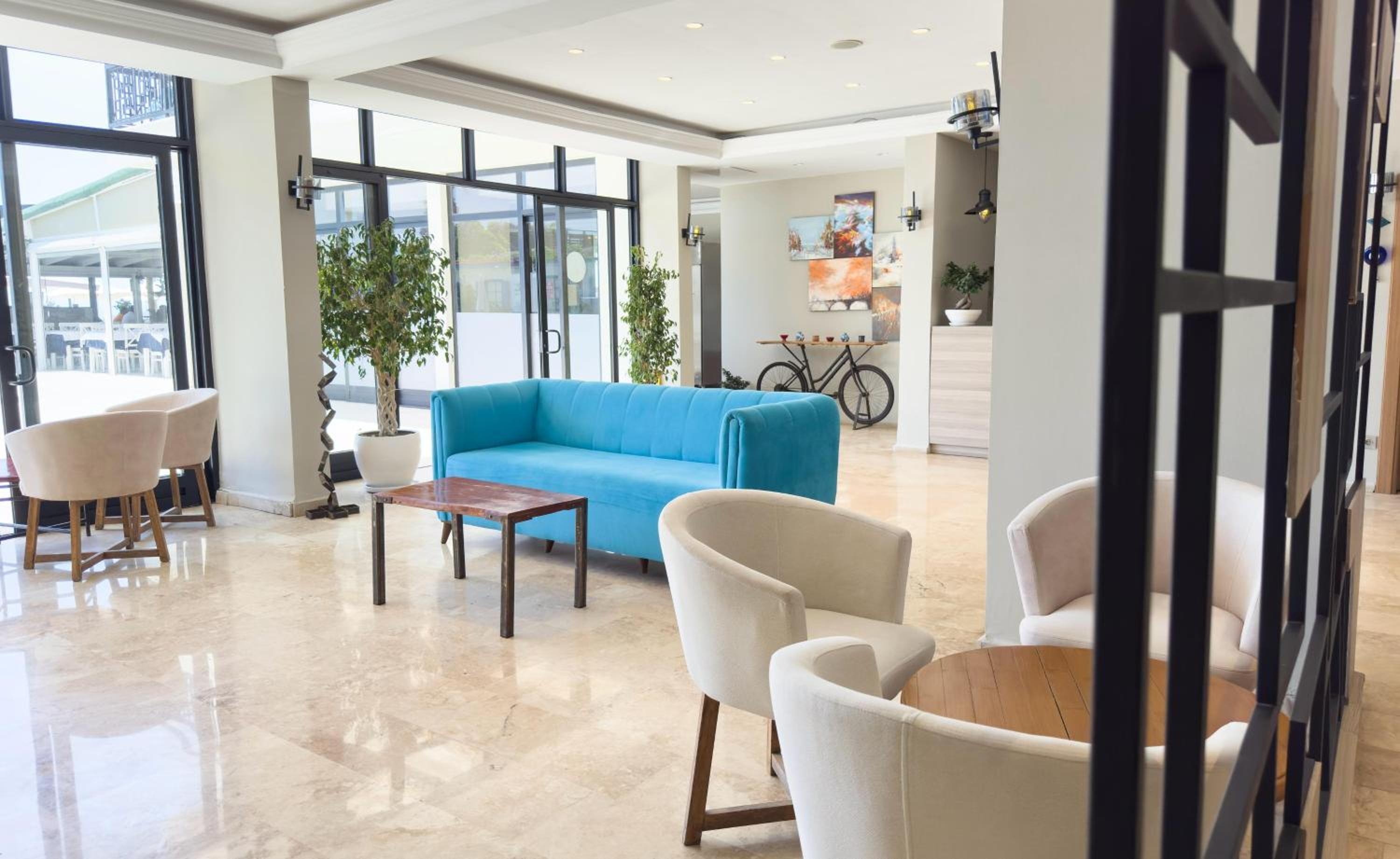 Uras Beach Hotel