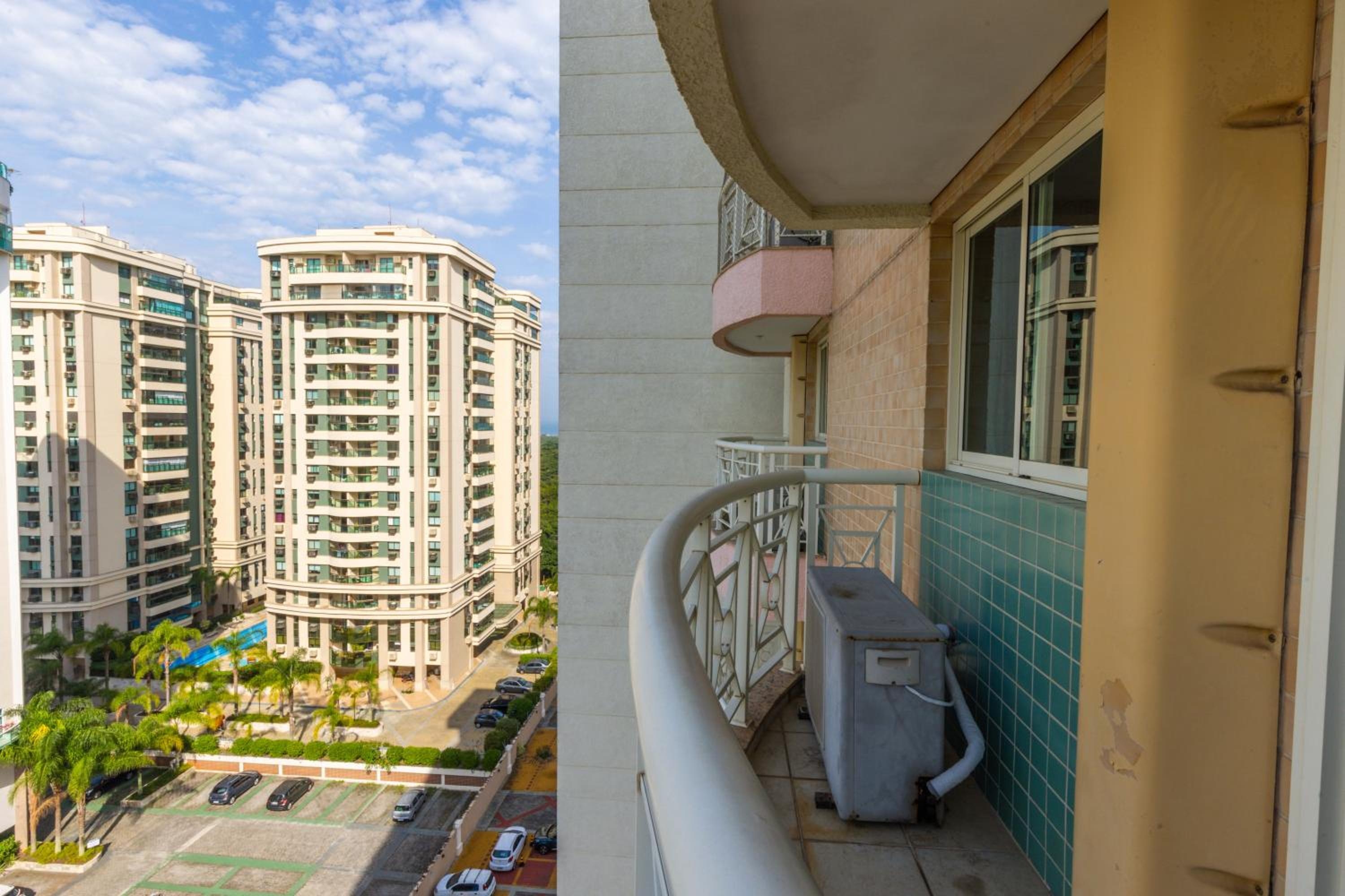 Foto de Barra Premium - flat com serviços, recepção 24 horas, piscina, academia e balsa para praia!