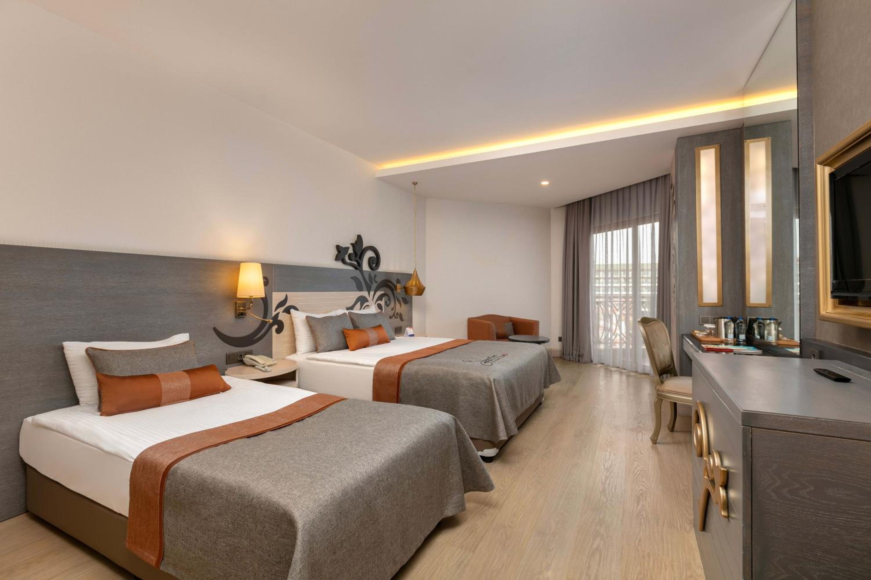 Foto de Kirman Belazur Resort & Spa