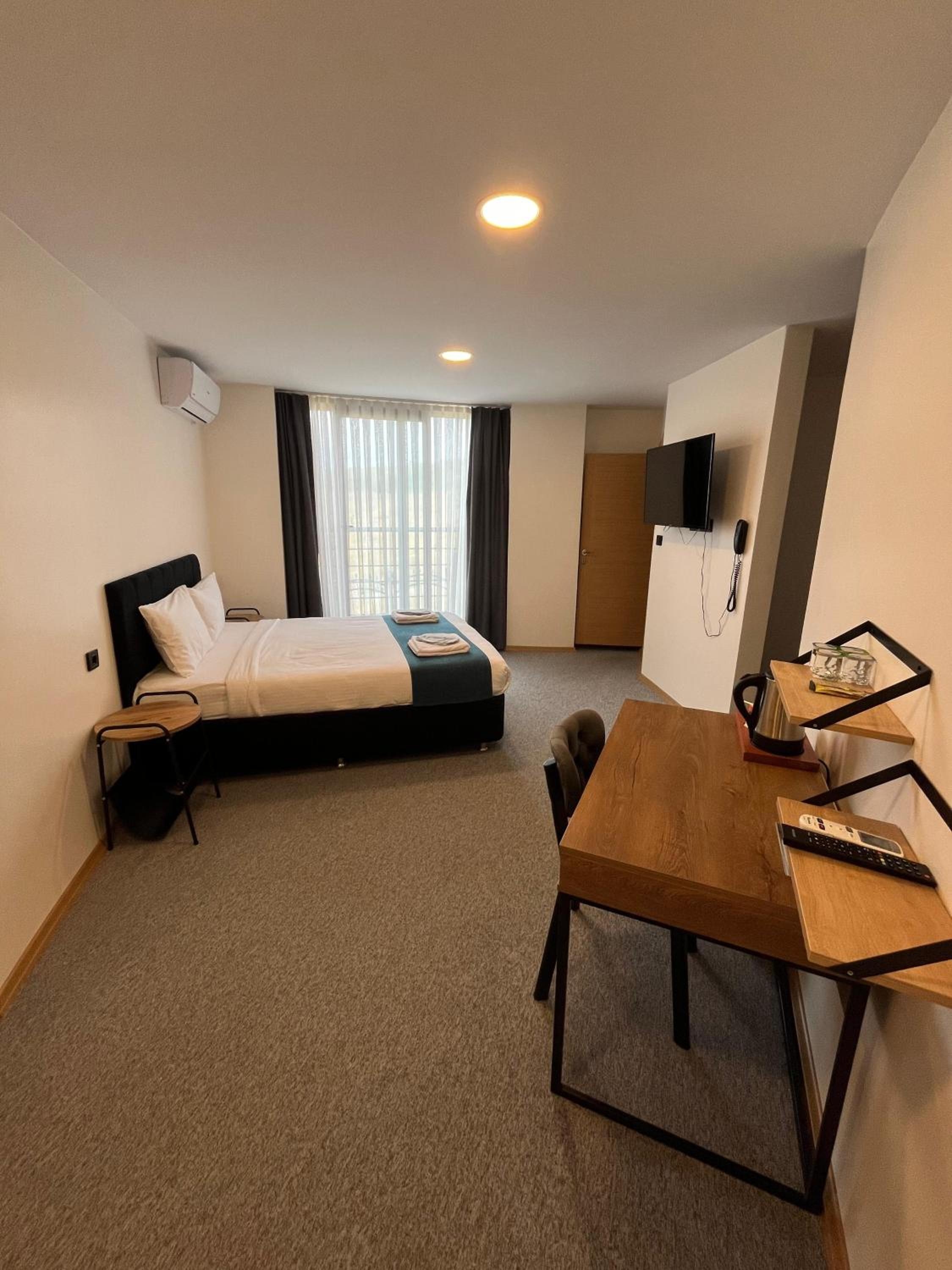 Foto de New Green Airport Hotel & Restaurant