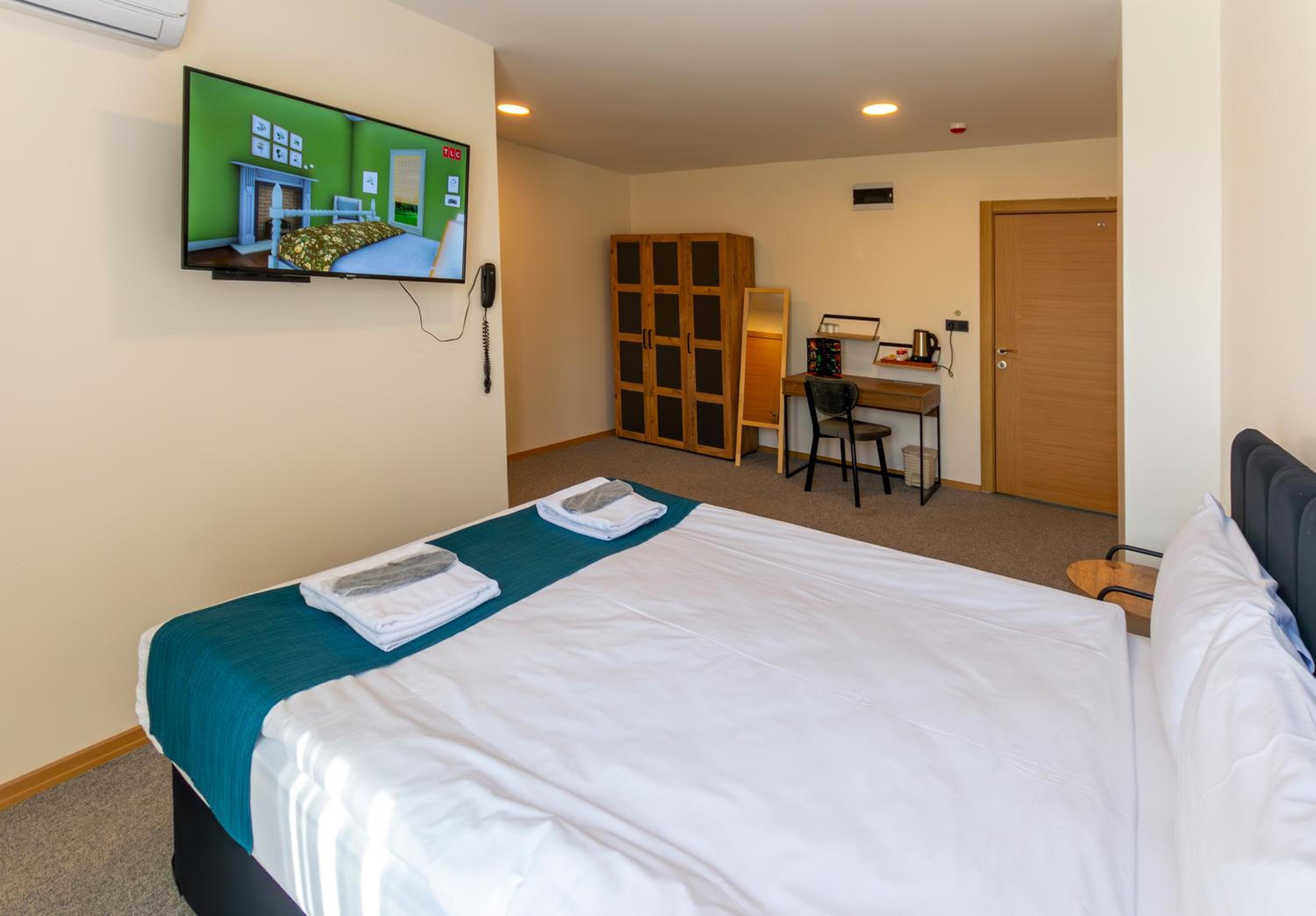 Foto de New Green Airport Hotel & Restaurant