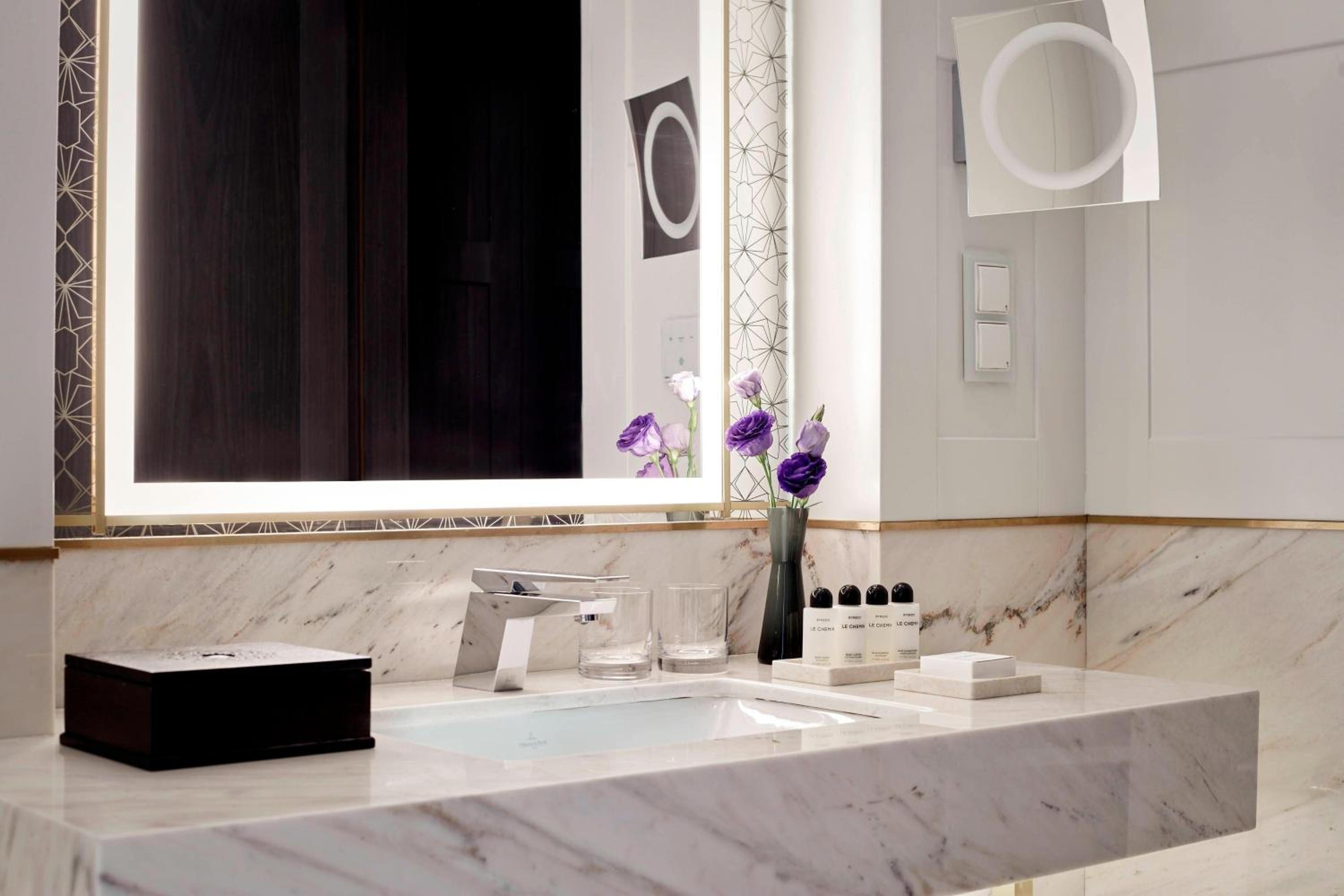 Foto de The Alexander, a Luxury Collection Hotel, Yerevan