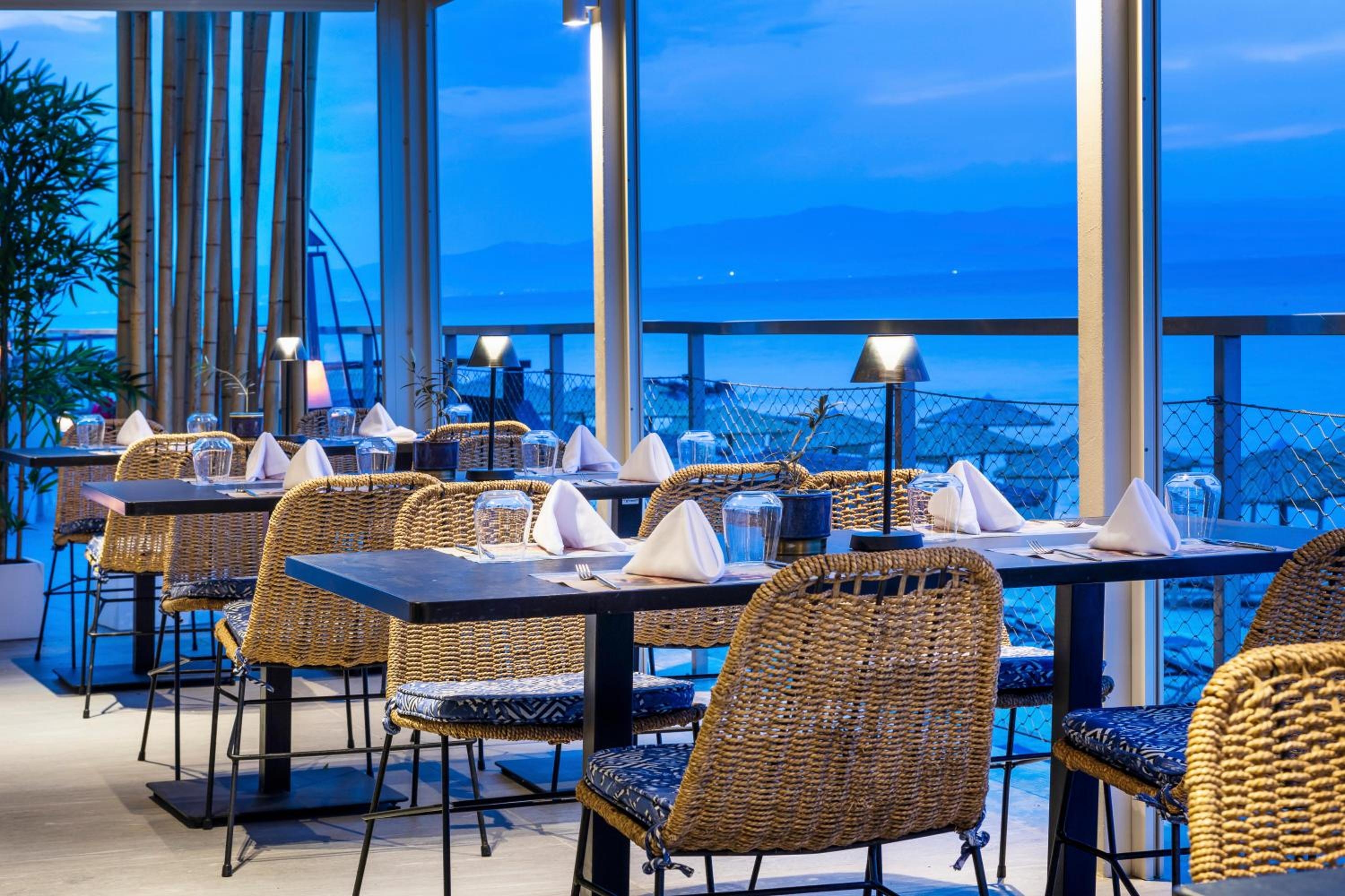 Foto de Ammon Zeus Luxury Beach Hotel