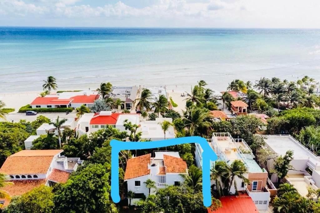 Exclusive Villa Steps from the Beach Playacar