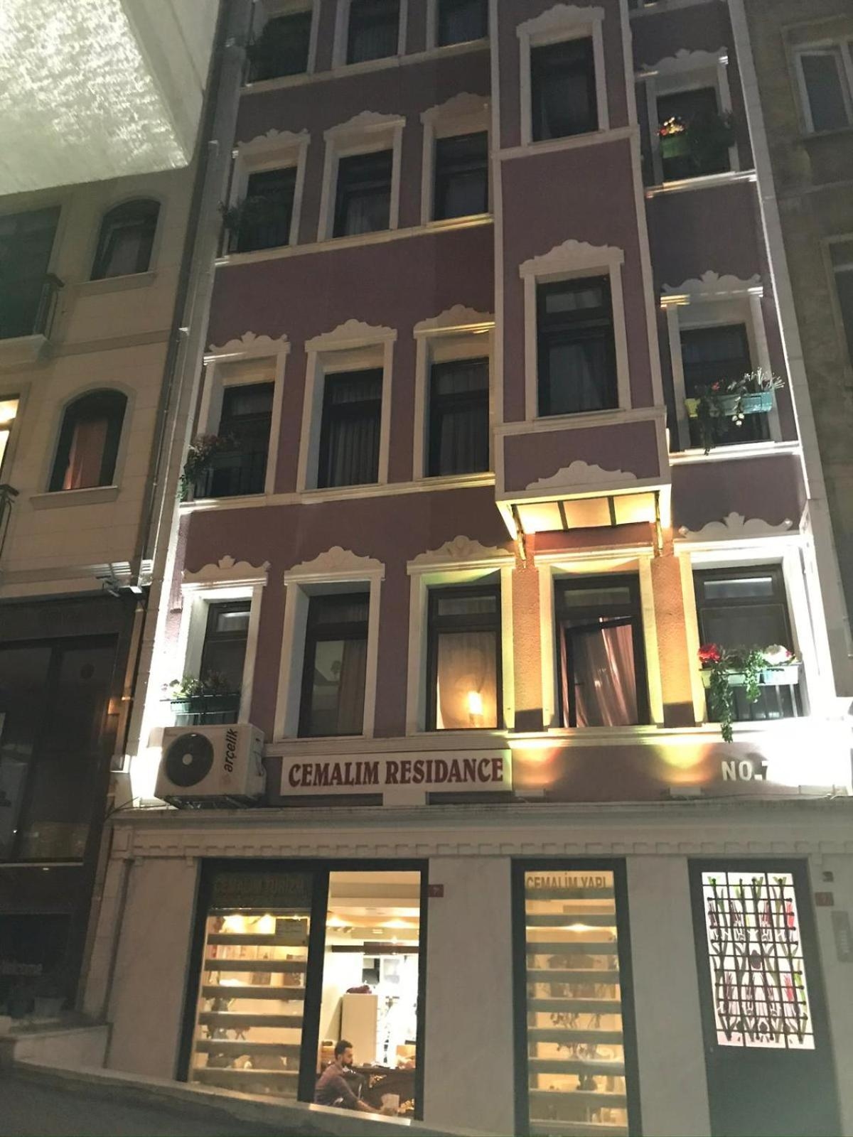 TAKSİM CMLM Suit