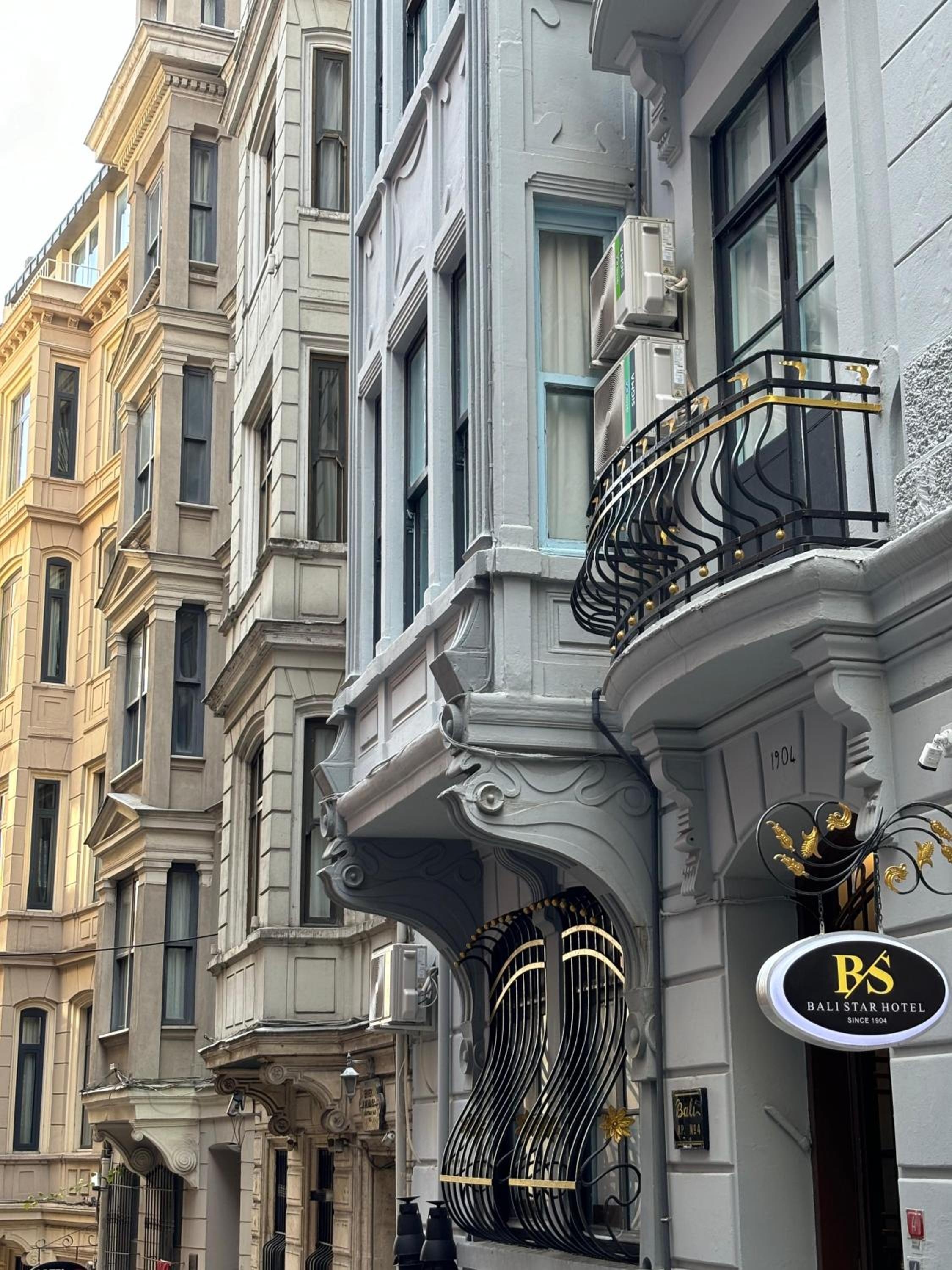 Bali Star City Hotel, Estambul