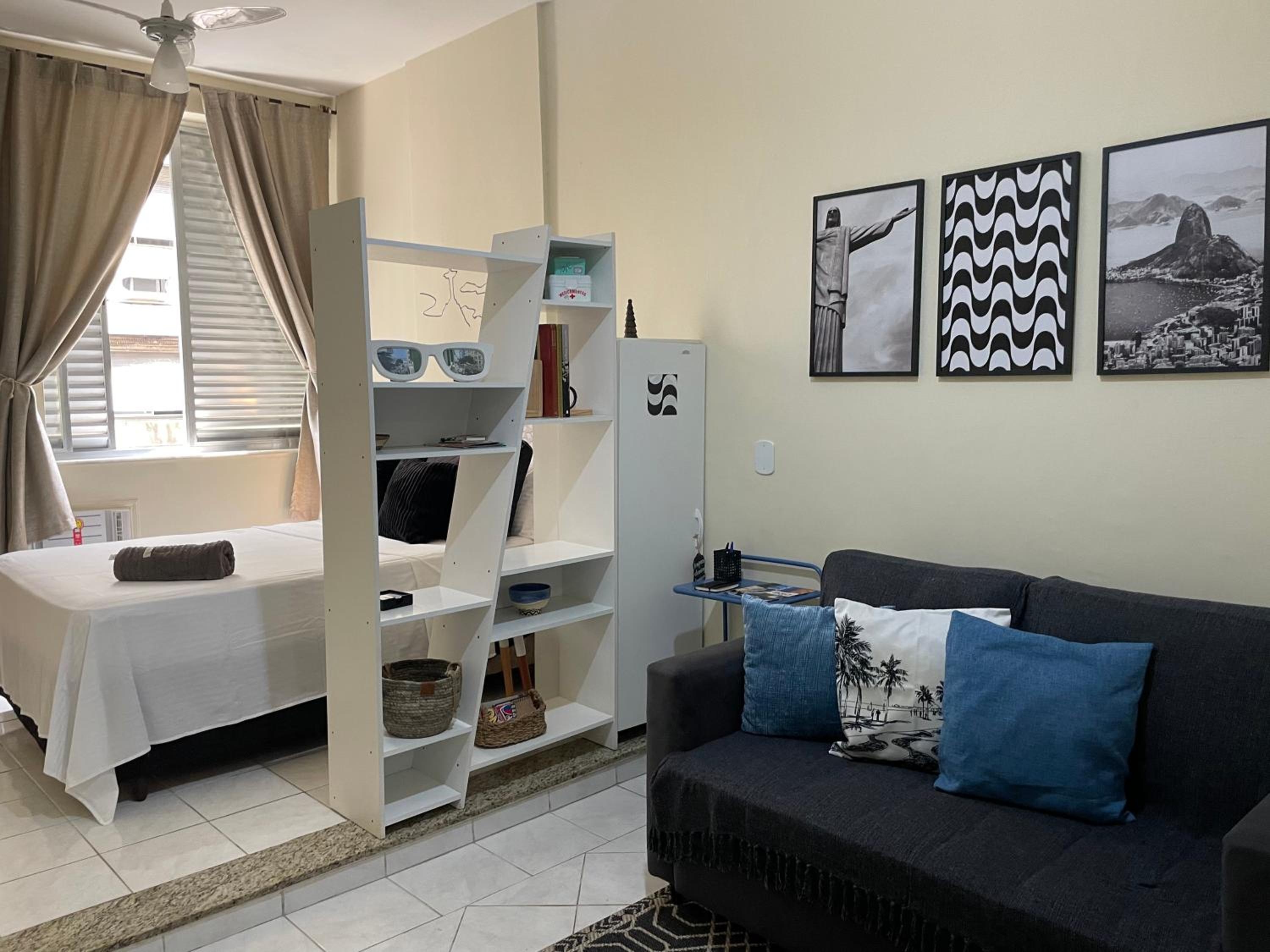 Foto de Apartamento beira-mar no coração de copacabana!