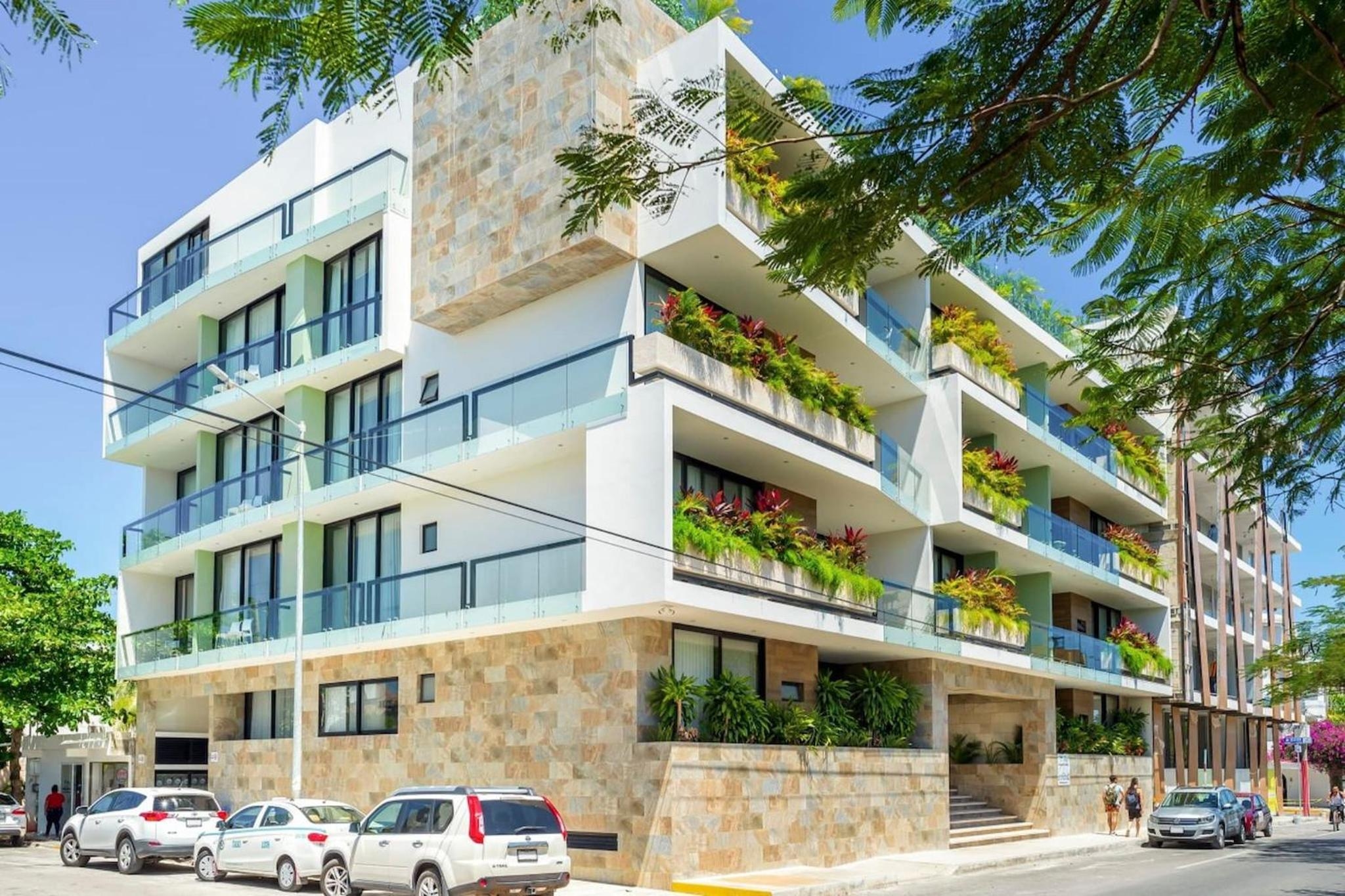 Opal Suites Apartments