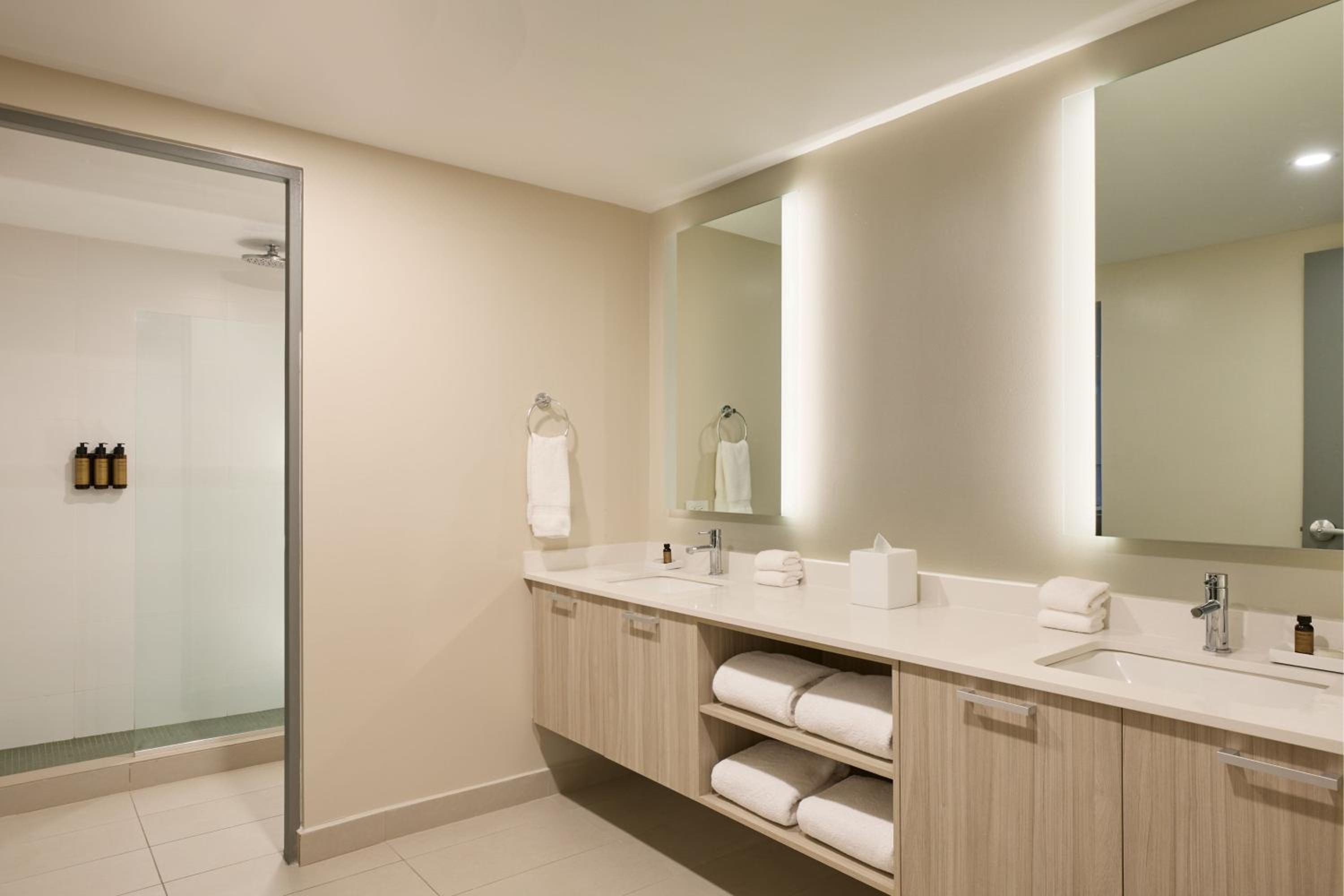 Foto de Casa Costera, Isla Verde Beach, Apartments by Marriott Bonvoy