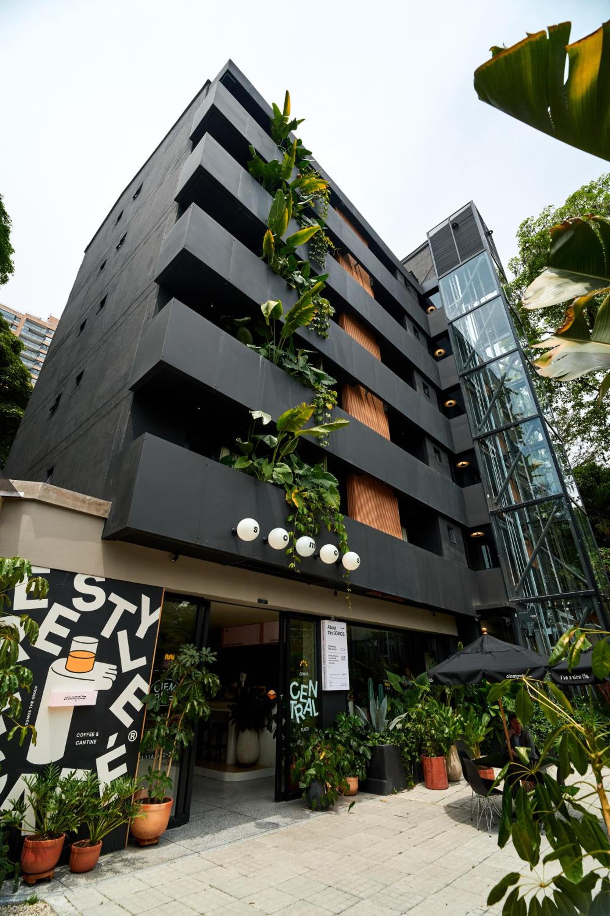 The Somos Central Hotel Poblado · 2n · Desayuno incluido · Poblado