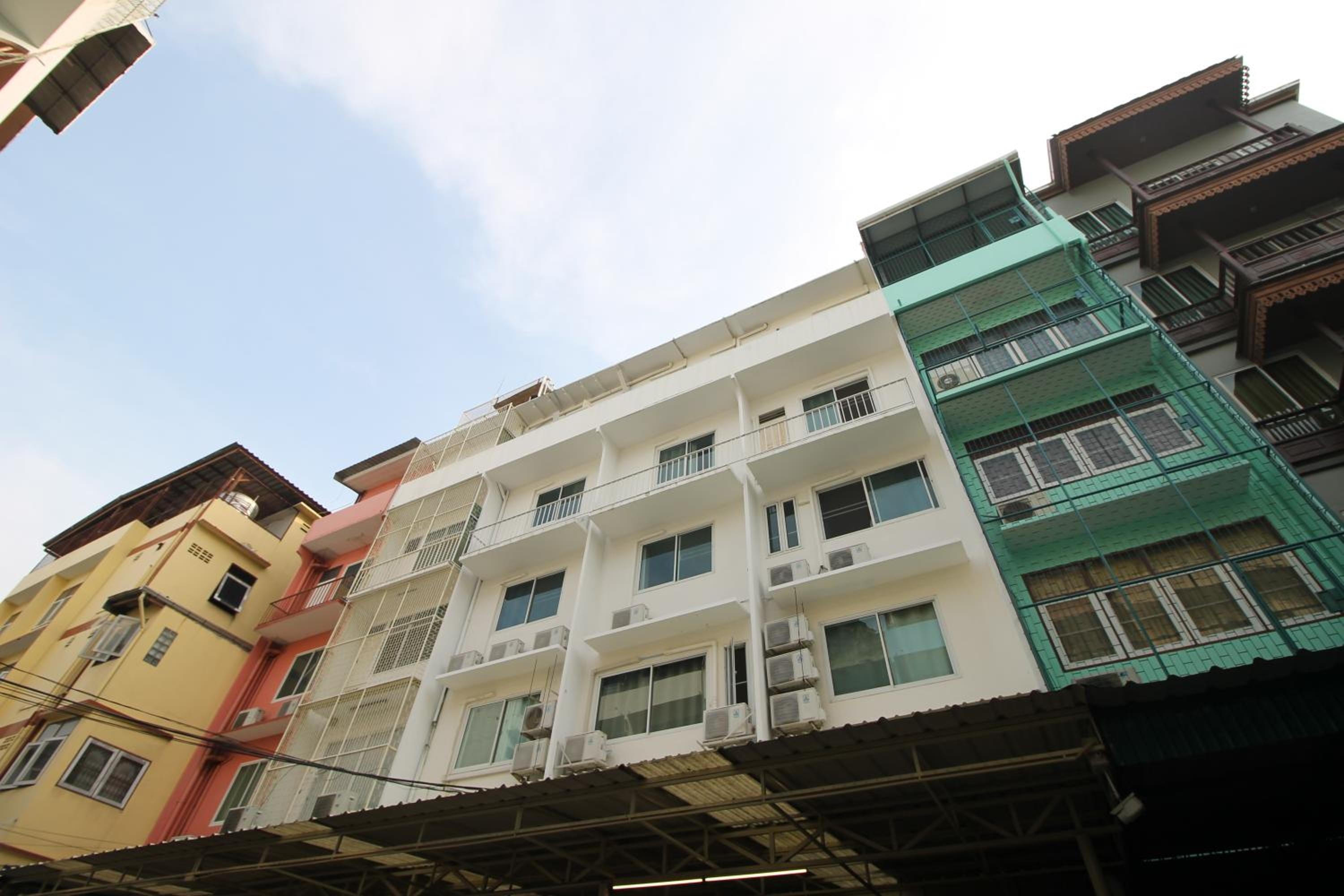 Baan Nampetch Hostel