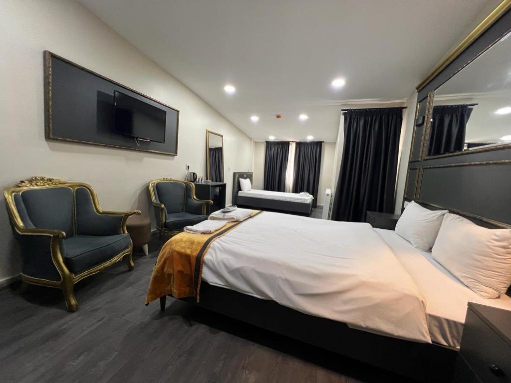 Foto de DNZ Taxim Feridiye Hotel