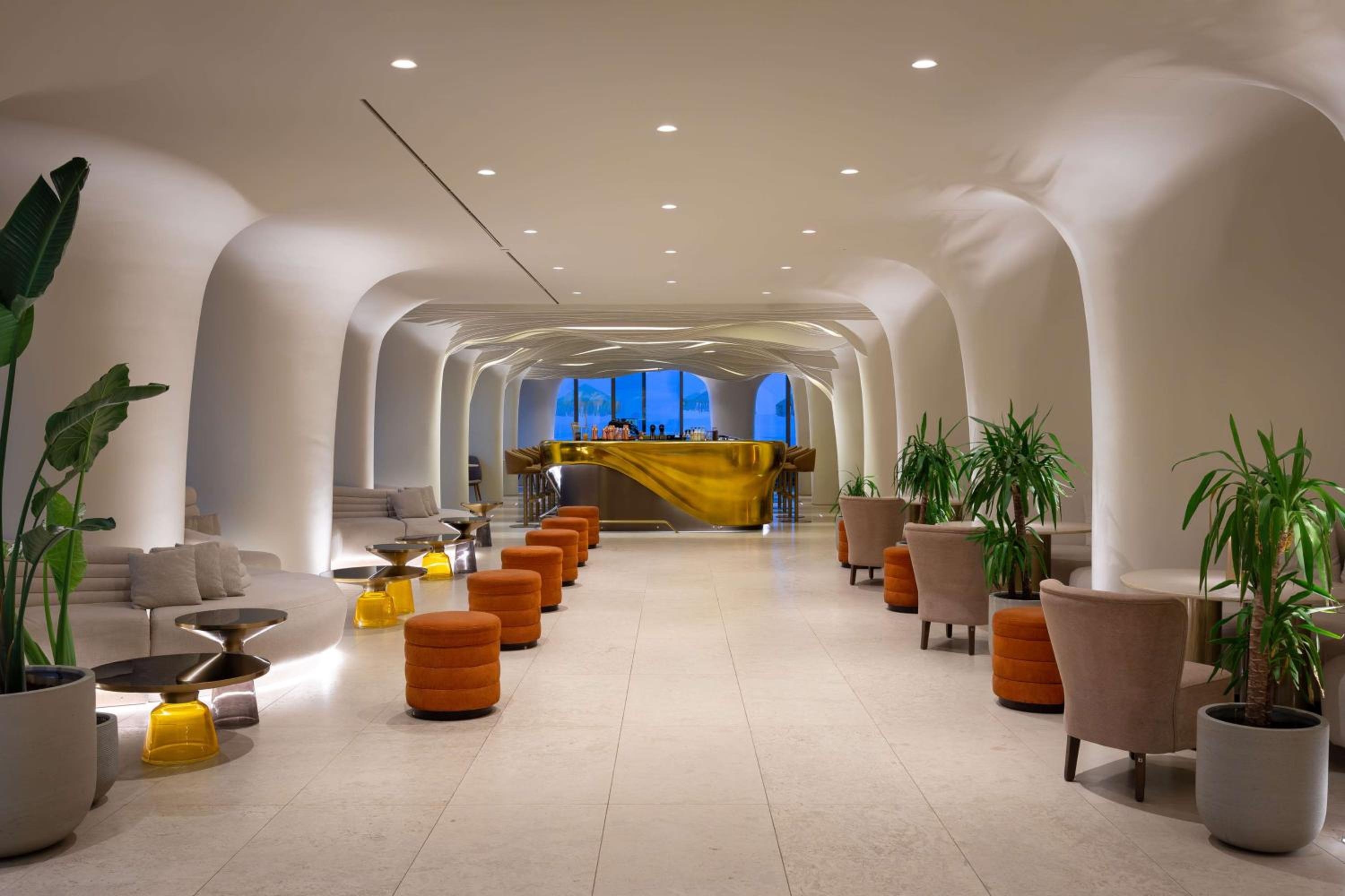 Foto de Isla Brown Corinthia Resort & Spa, Curio Collection by Hilton