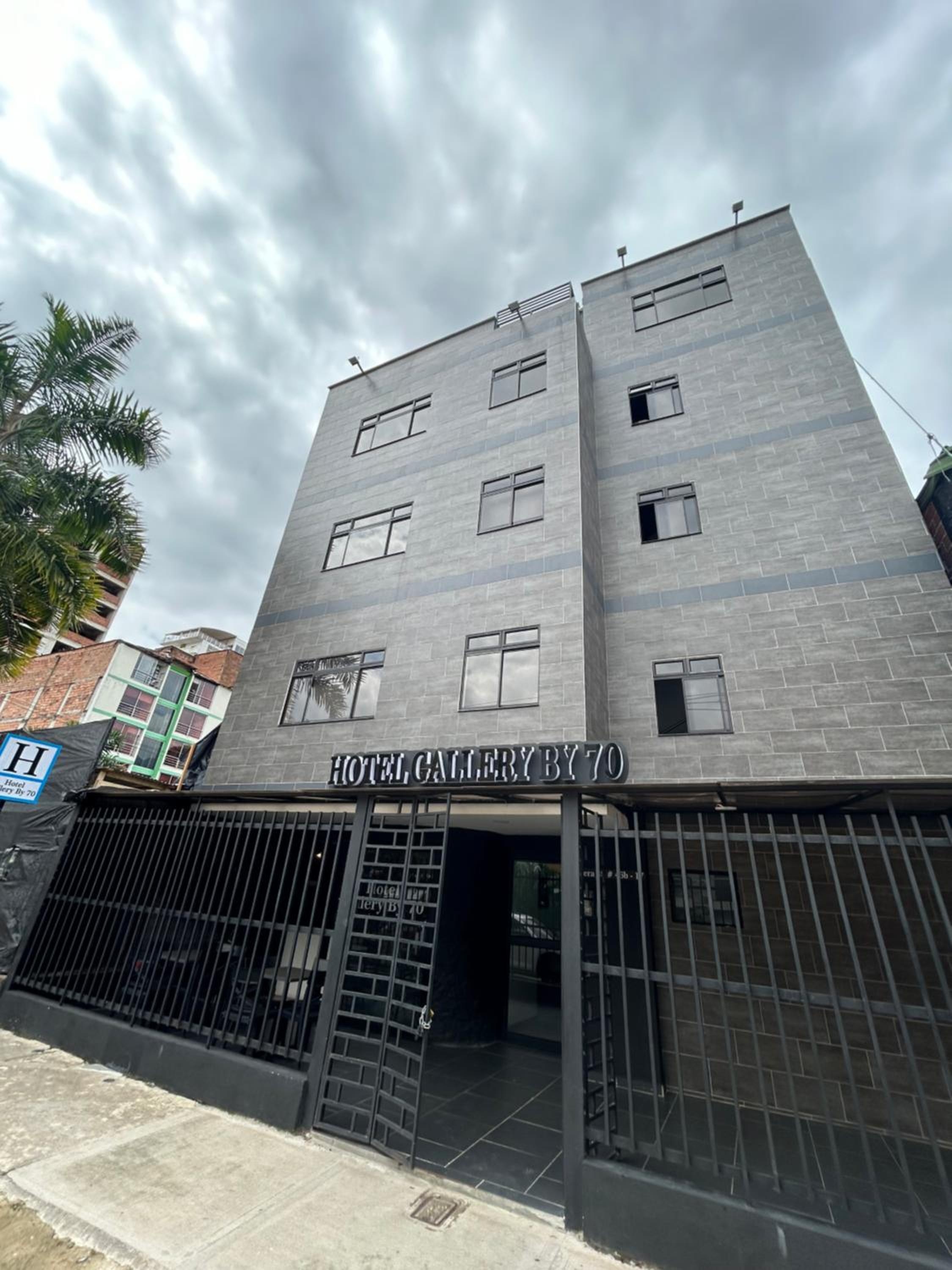 Hotel Gallery By 70, Laureles