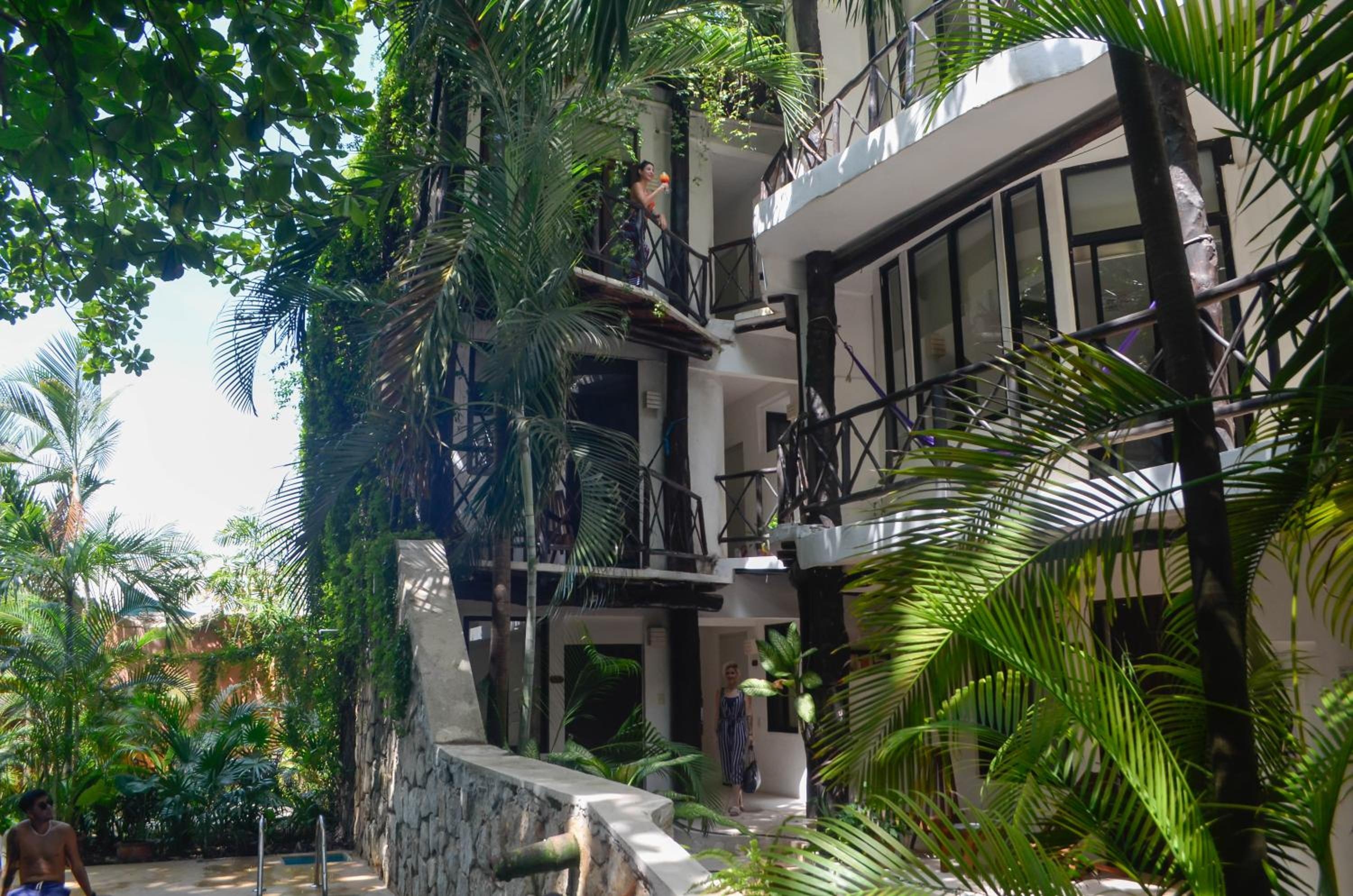 Siesta Fiesta Hotel - 5th Avenue