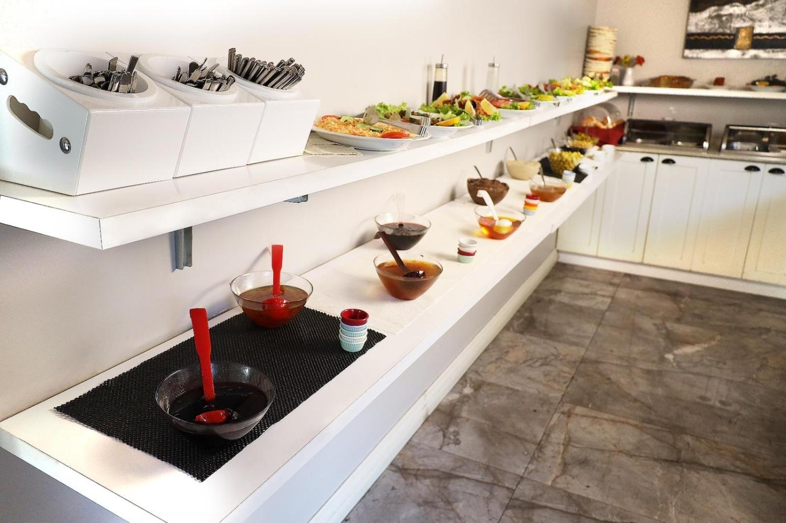 Foto de Bakirkoy Tashan Business & Airport Hotel