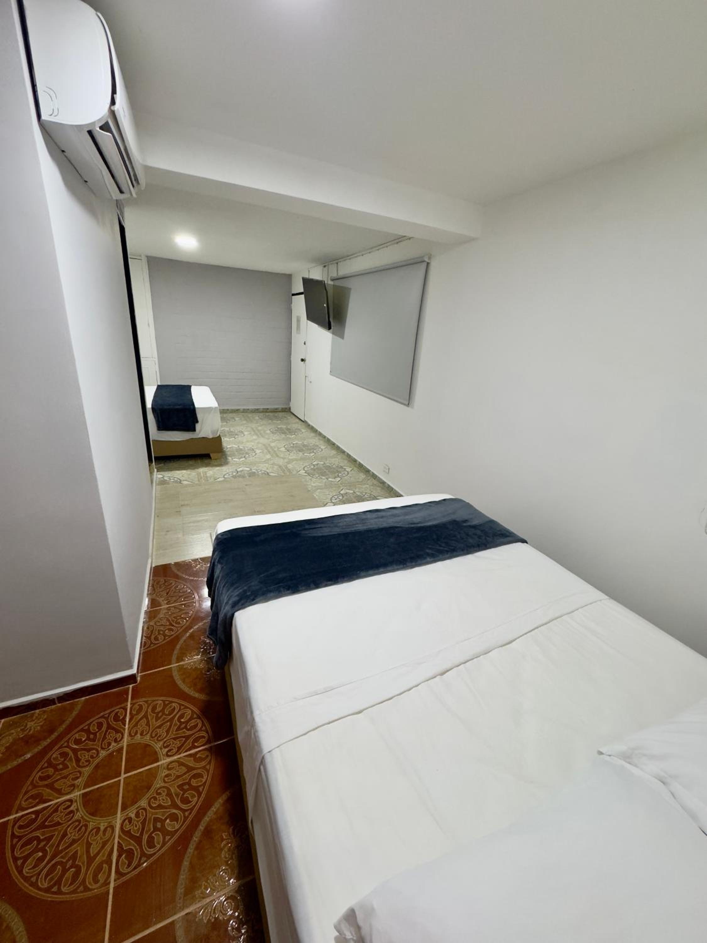 Hotel Estadio 80, Laureles