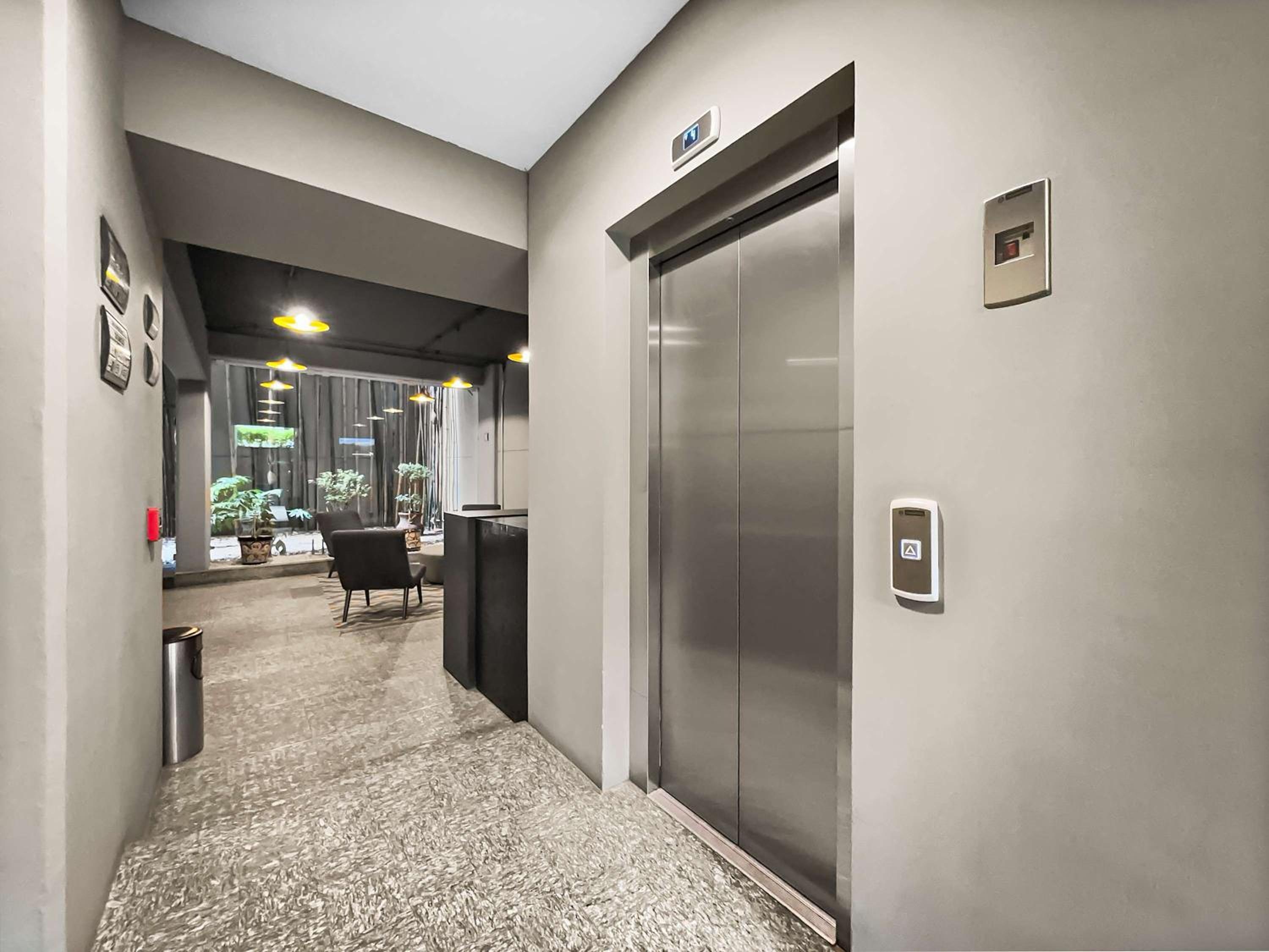 Foto de Armonik suites By Casanevo - Master King Bed Suite