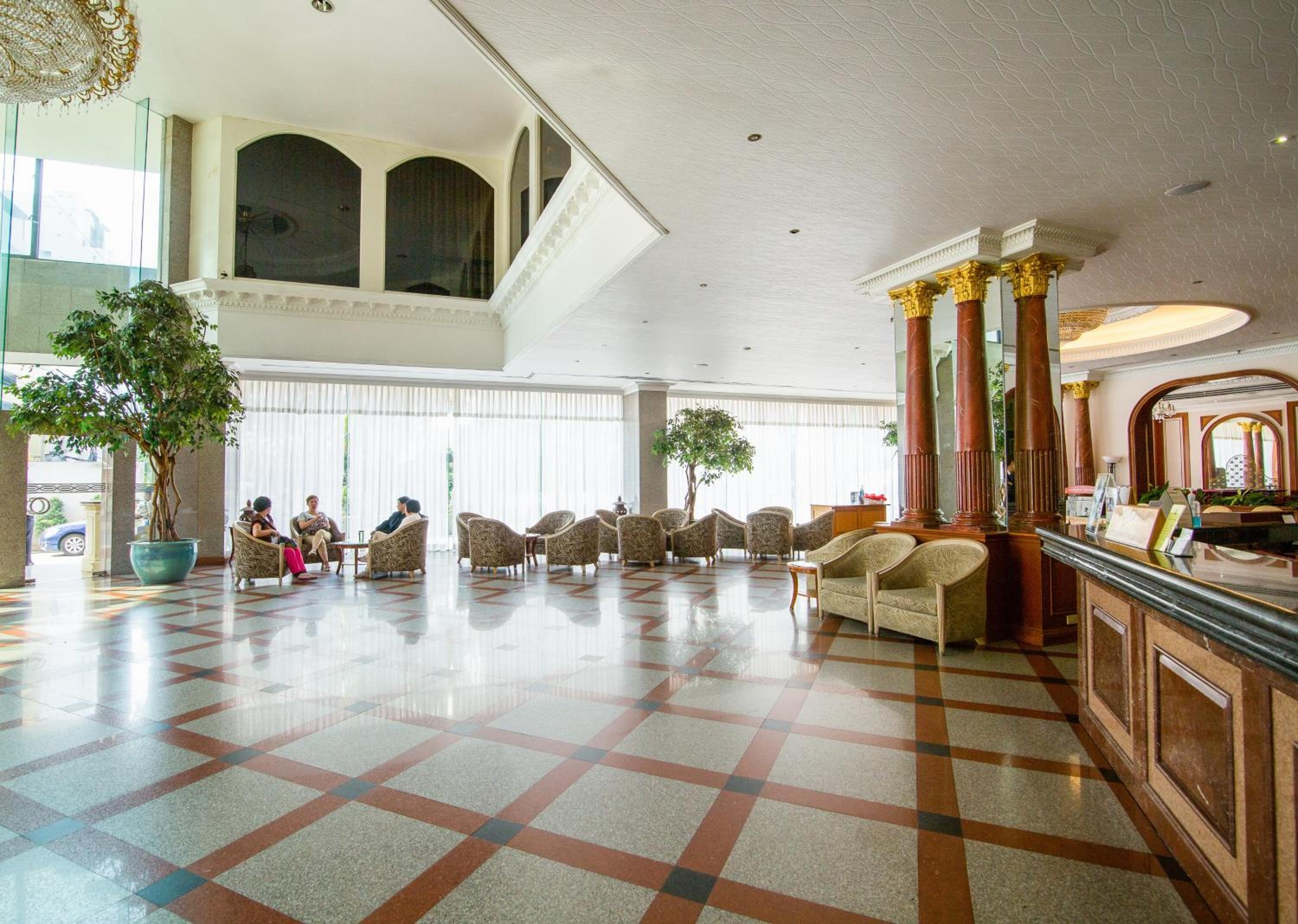 Foto de Royal Benja Hotel - Big Rooms, Family Friendly