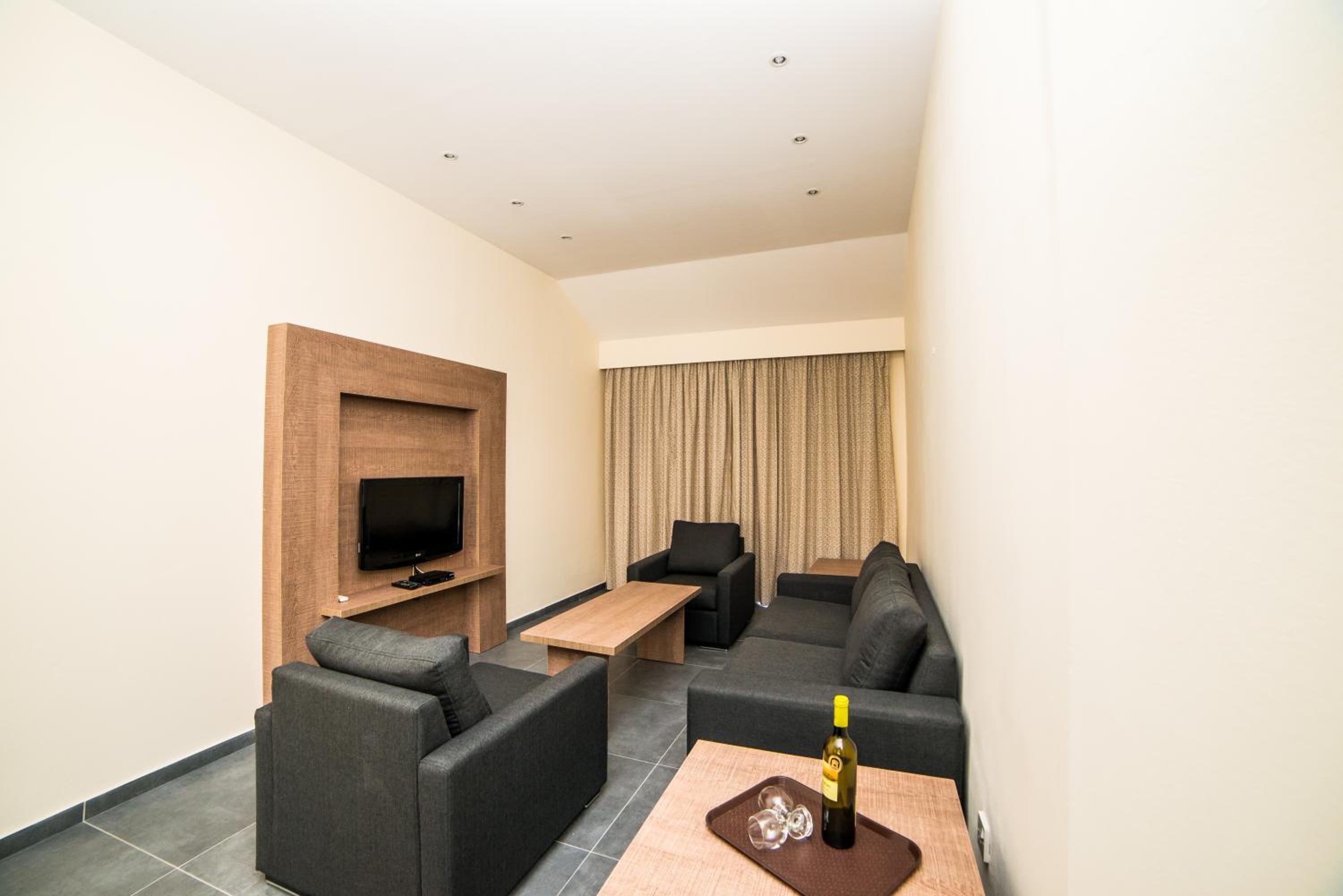 Foto de Helios Bay Hotel and Suites
