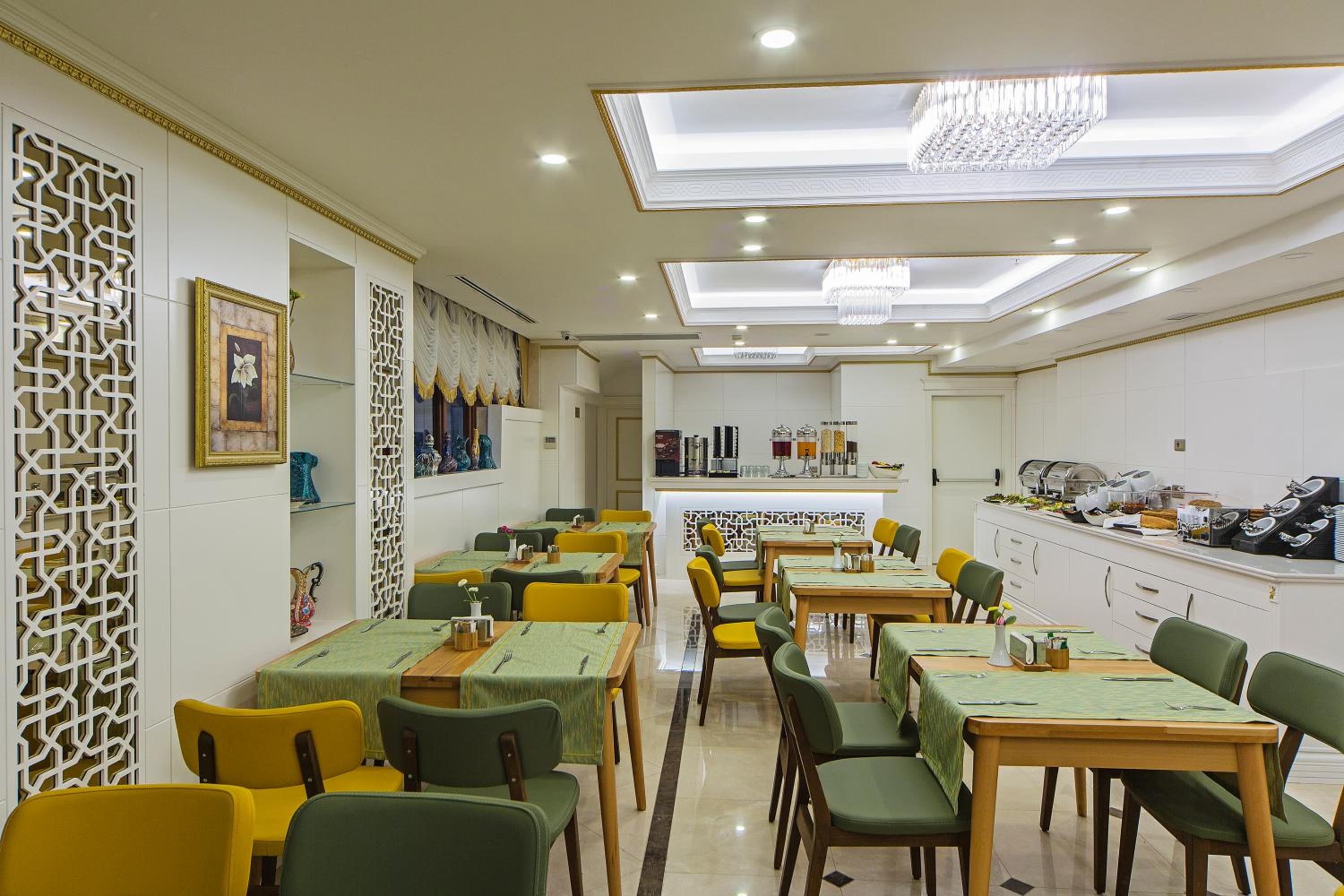Foto de Grand Naki Hotel