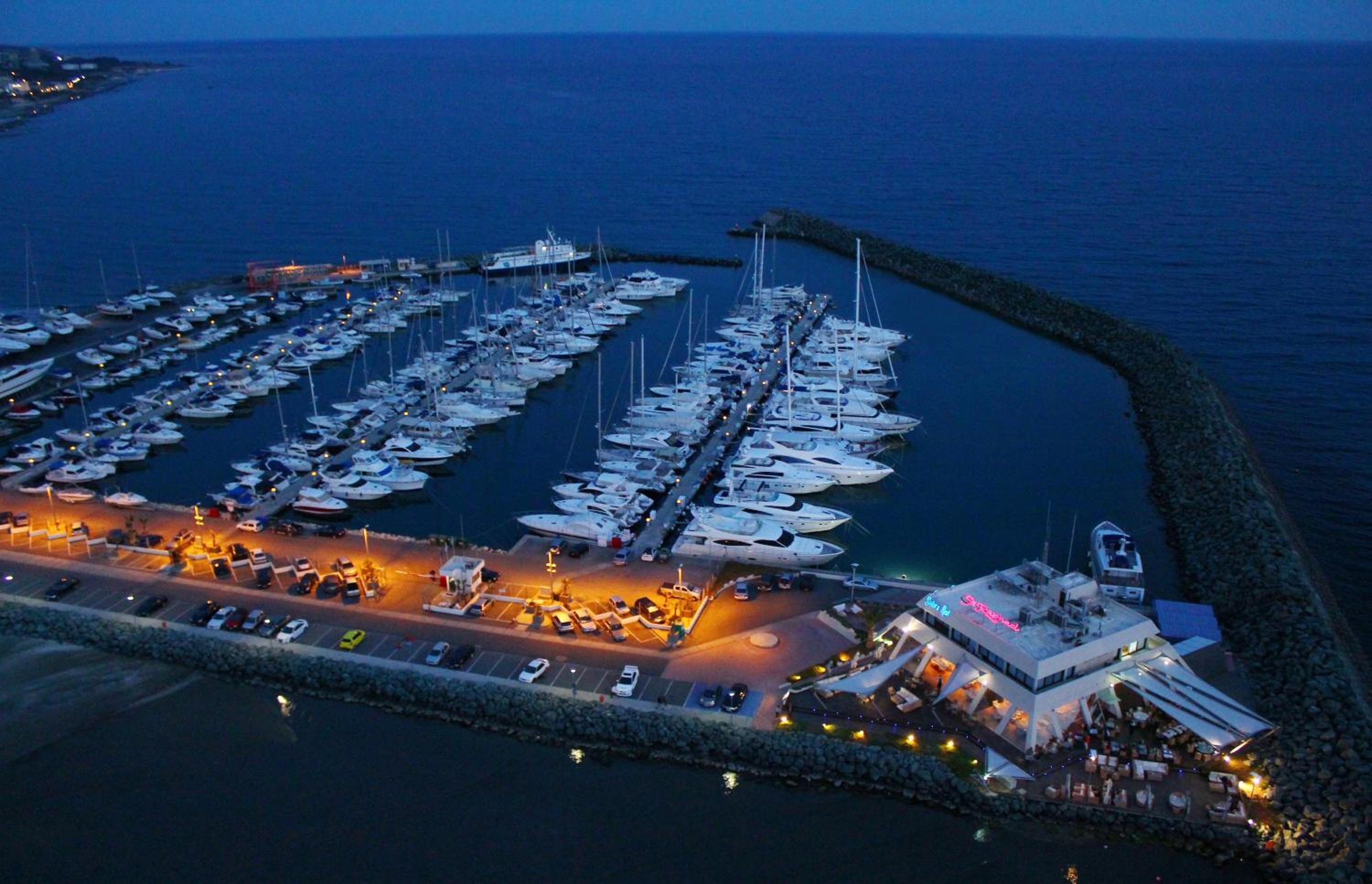 Foto de St Raphael Resort & Marina