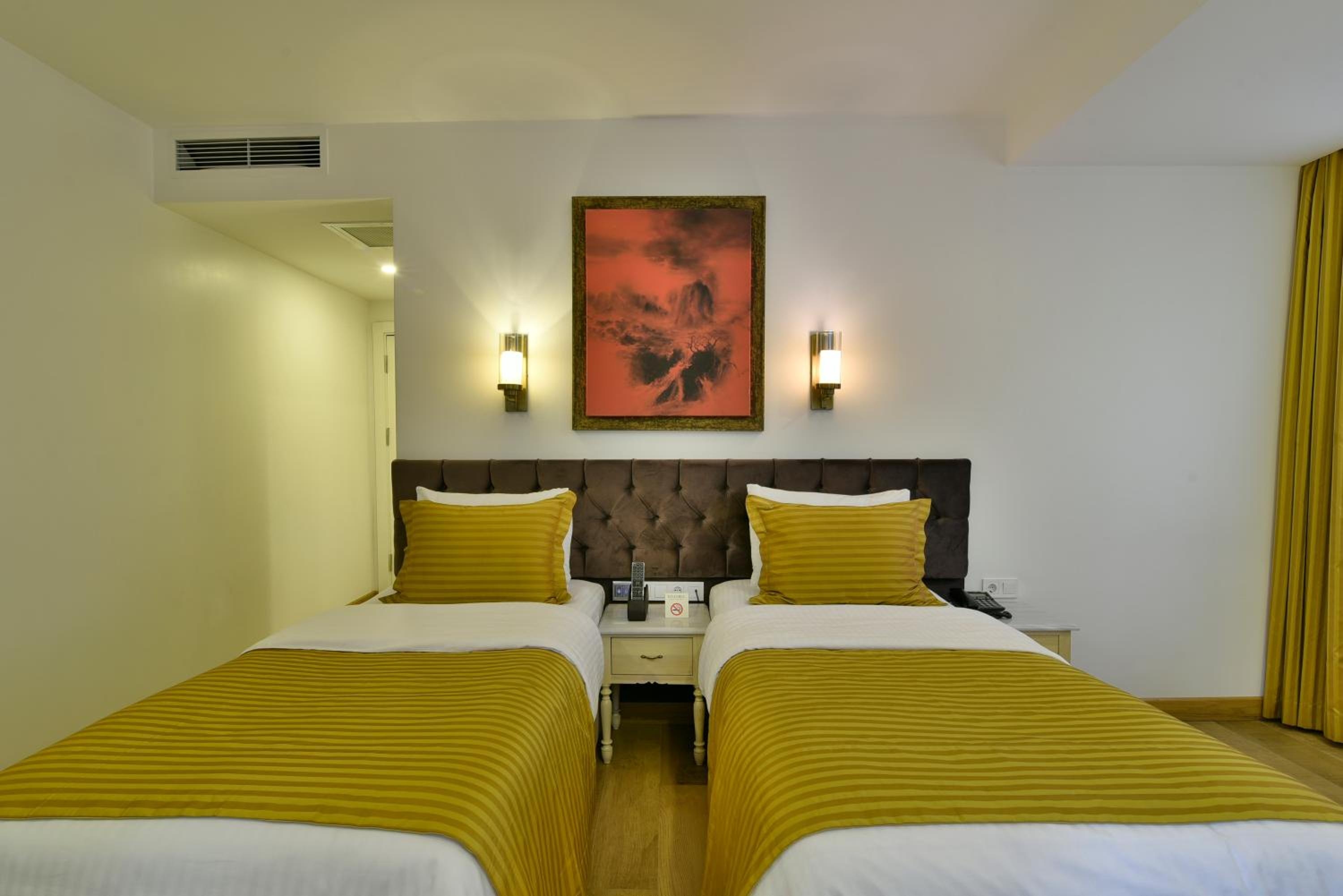 Foto de Istanbul Life Hotel