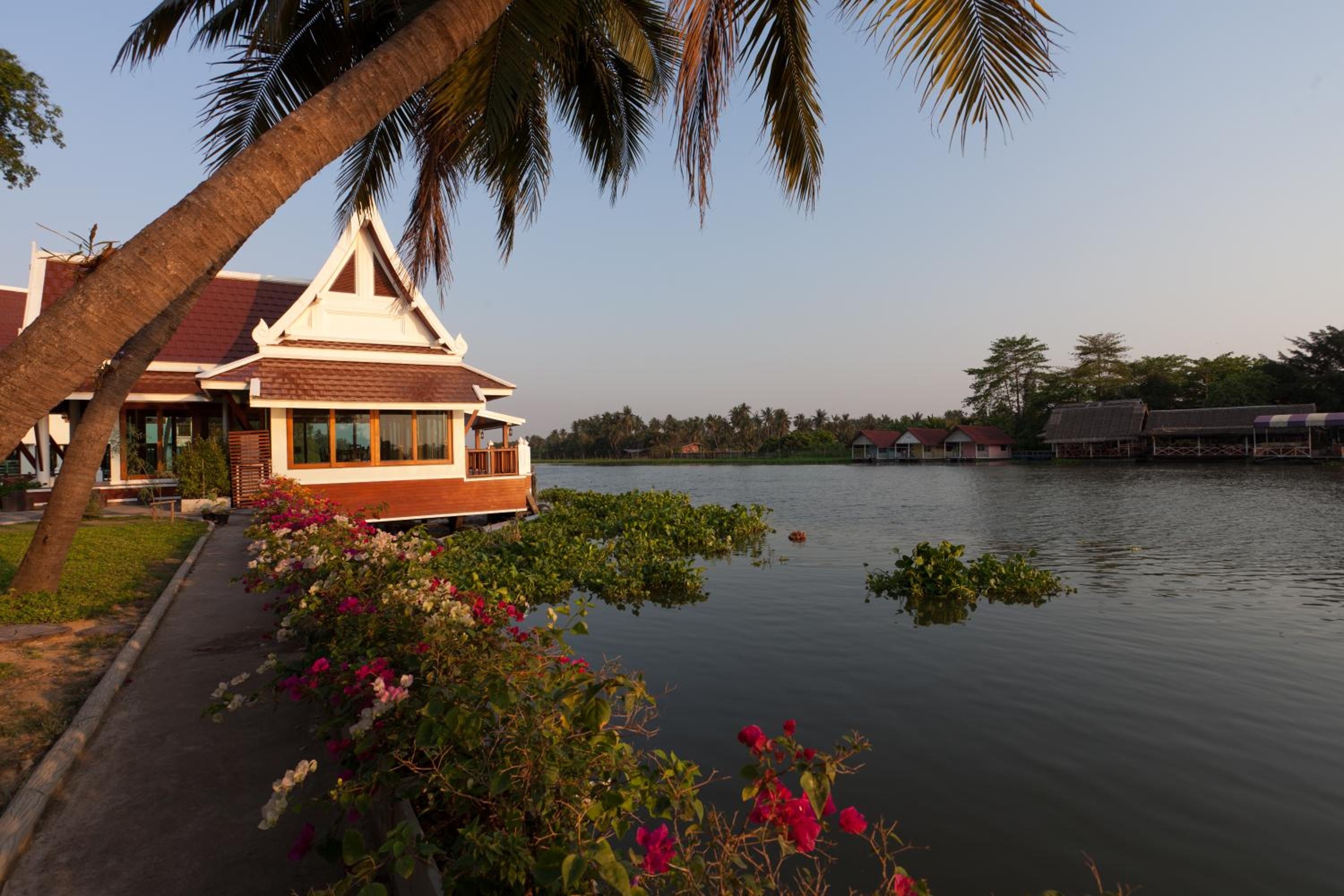 Foto de RK Riverside Resort & Spa (Reon Kruewal)