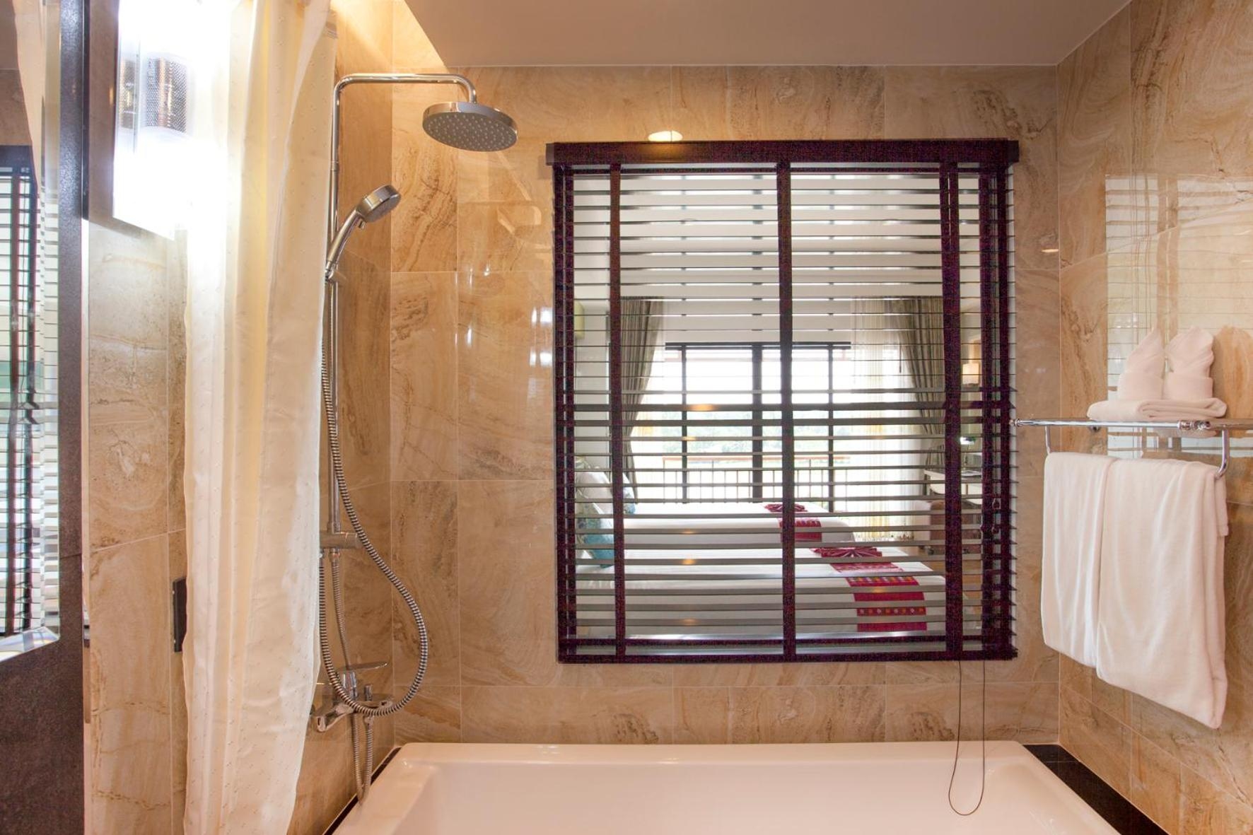 Foto de RK Riverside Resort & Spa (Reon Kruewal)