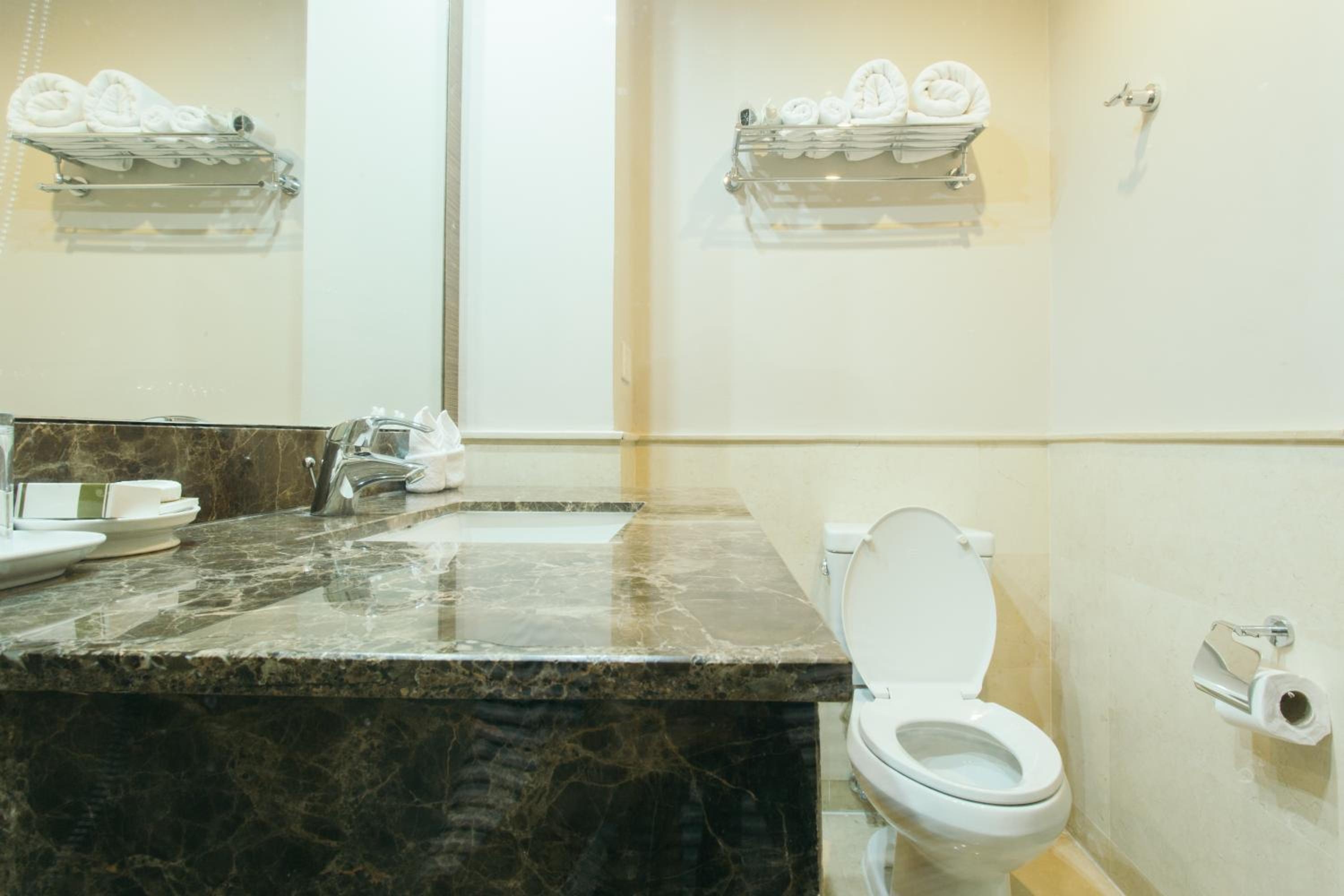 Foto de Thomson Residence Hotel