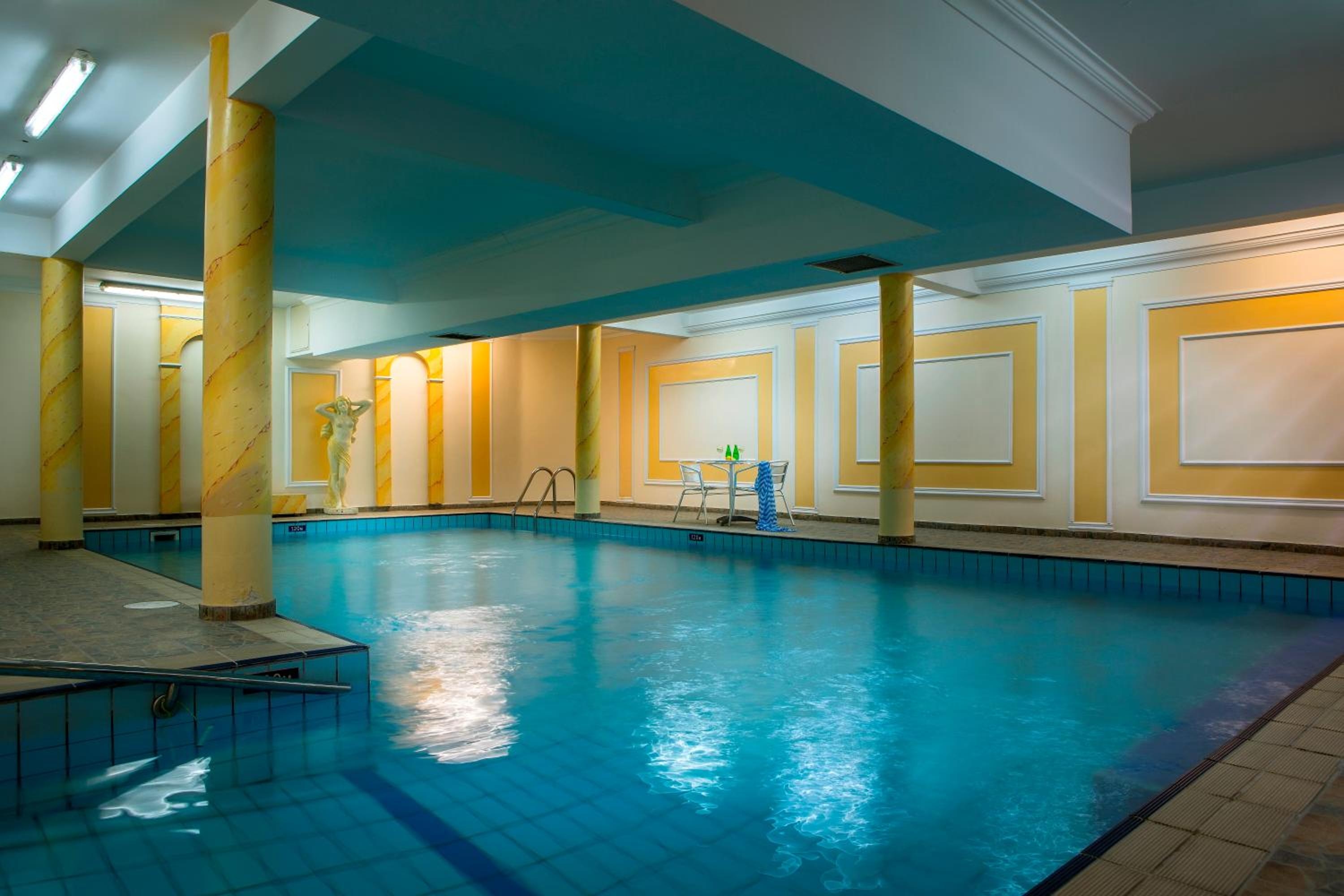 Foto de Kapetanios Limassol Hotel