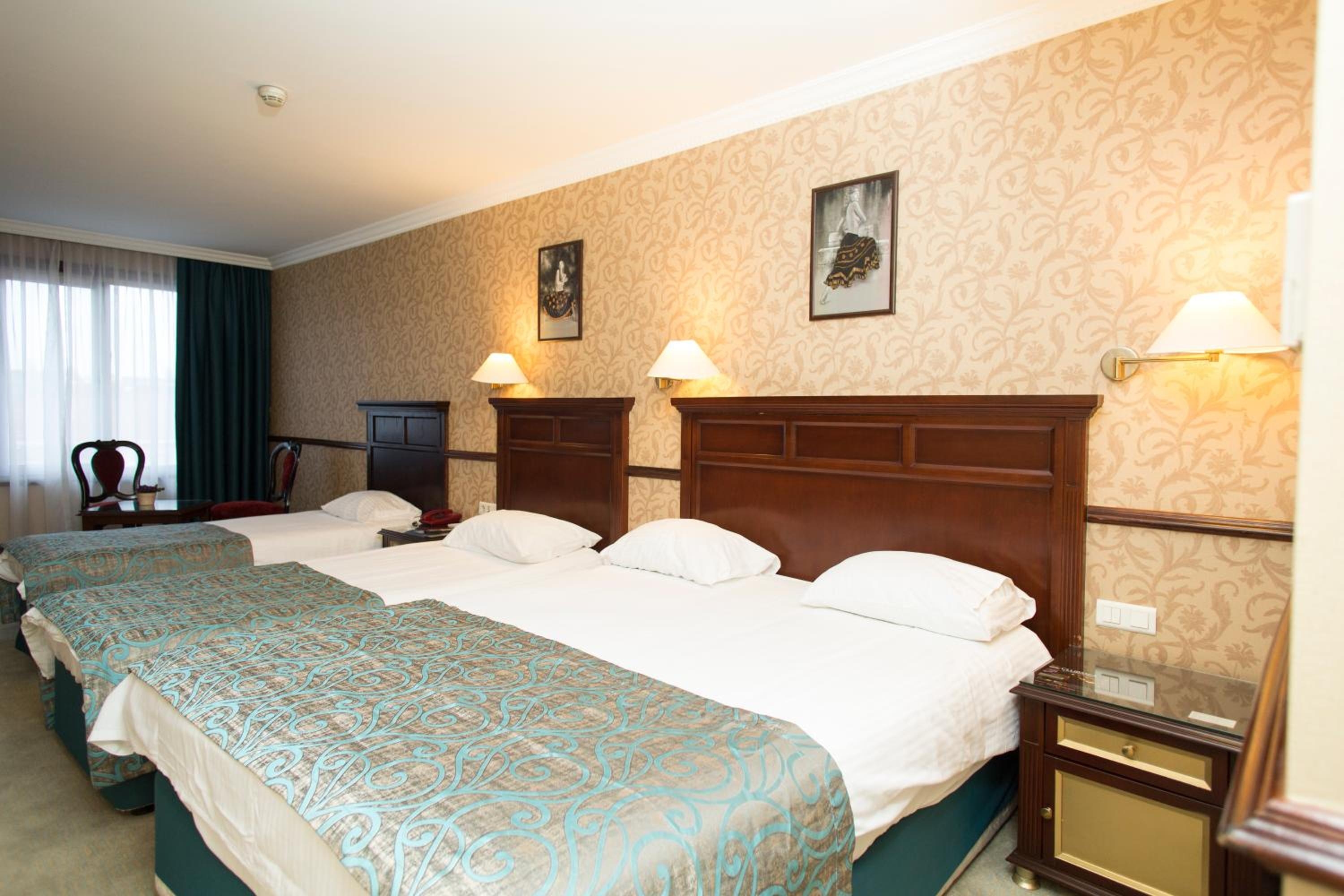 Foto de Topkapi Inter Istanbul Hotel