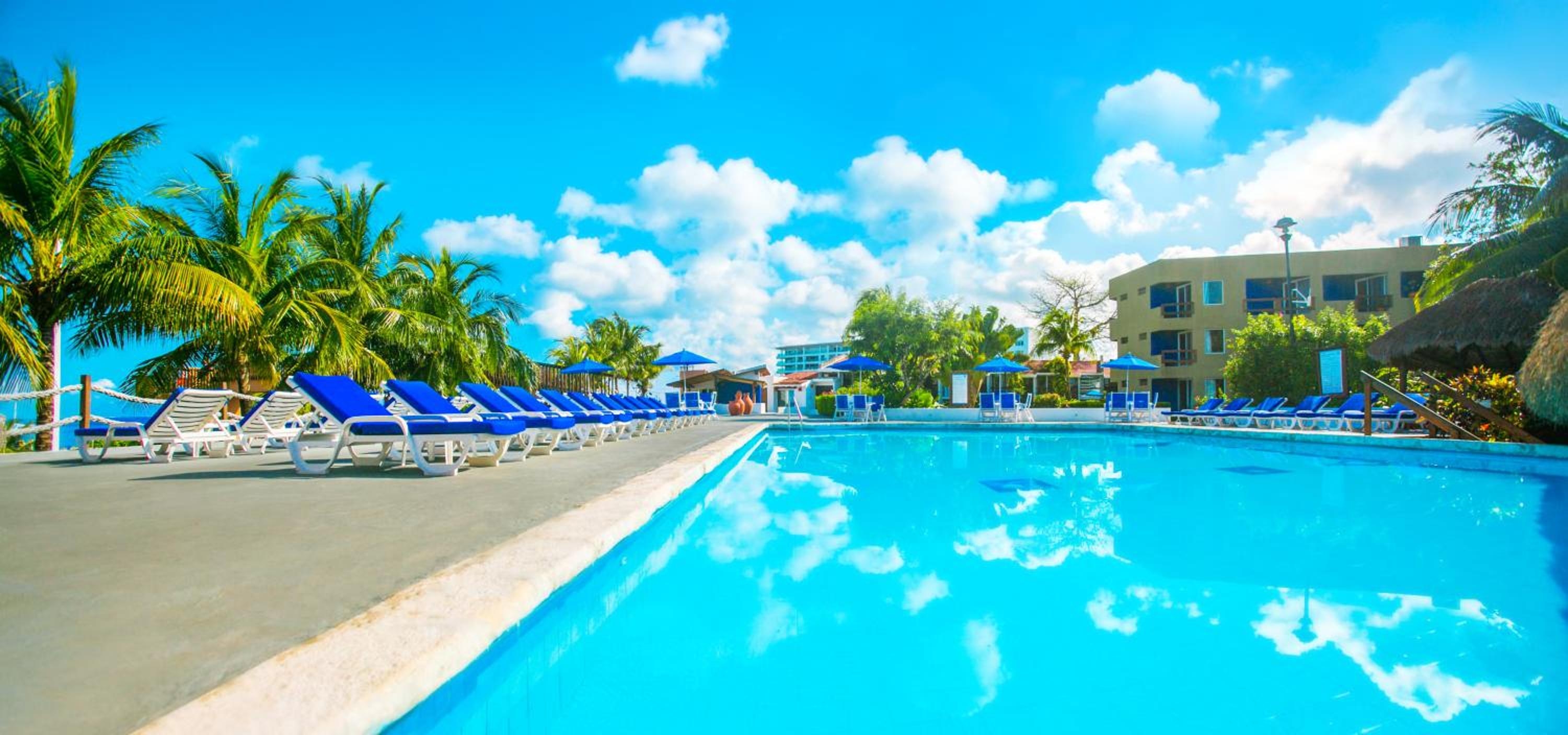 Foto de Casa del Mar Cozumel Hotel & Dive Resort with free access to an exclusive beach club