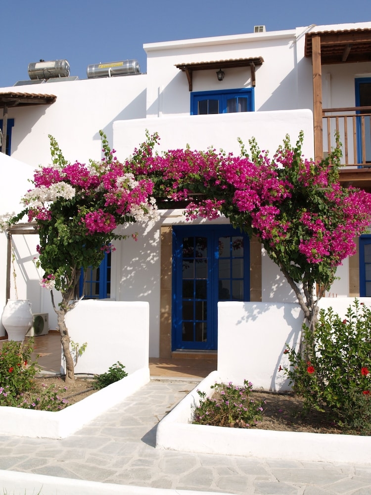 Lindos Sun