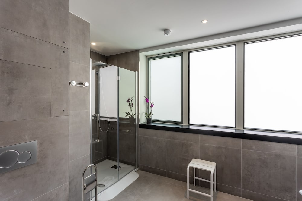 Foto de NEMEA Appart Hotel Paris Levallois