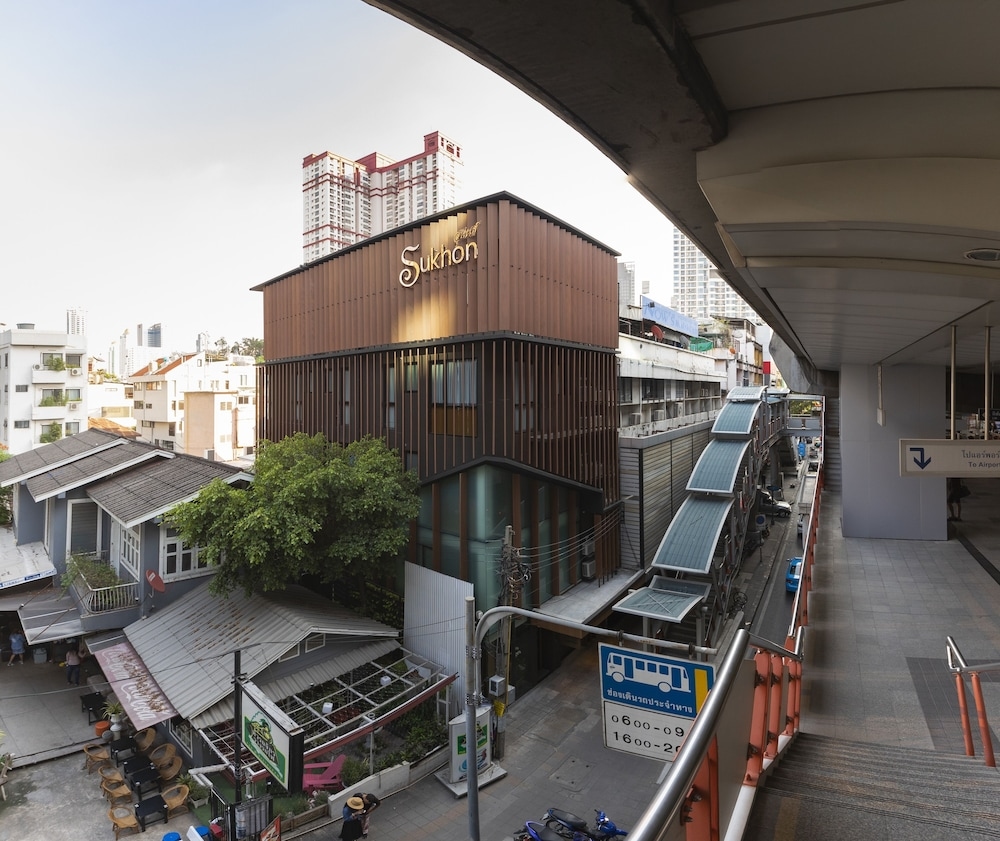 Sukhon Hotel