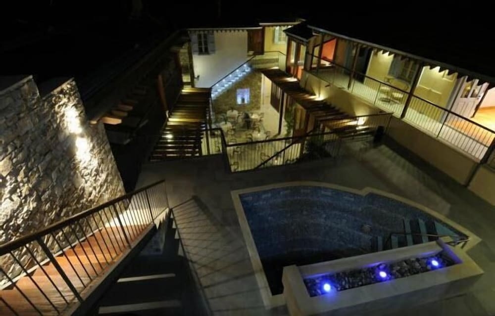 Foto de The Library Hotel Wellness Retreat