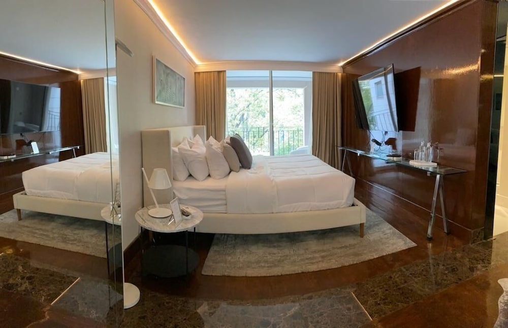 Foto de Residence L´ Heritage Tennyson by BlueBay