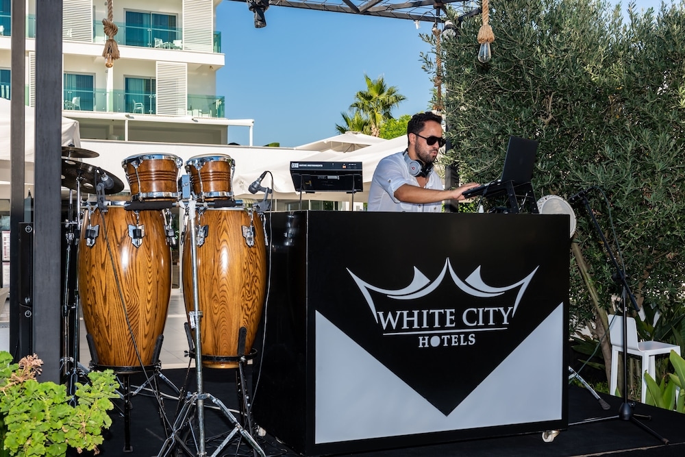 Foto de White City Resort Hotel