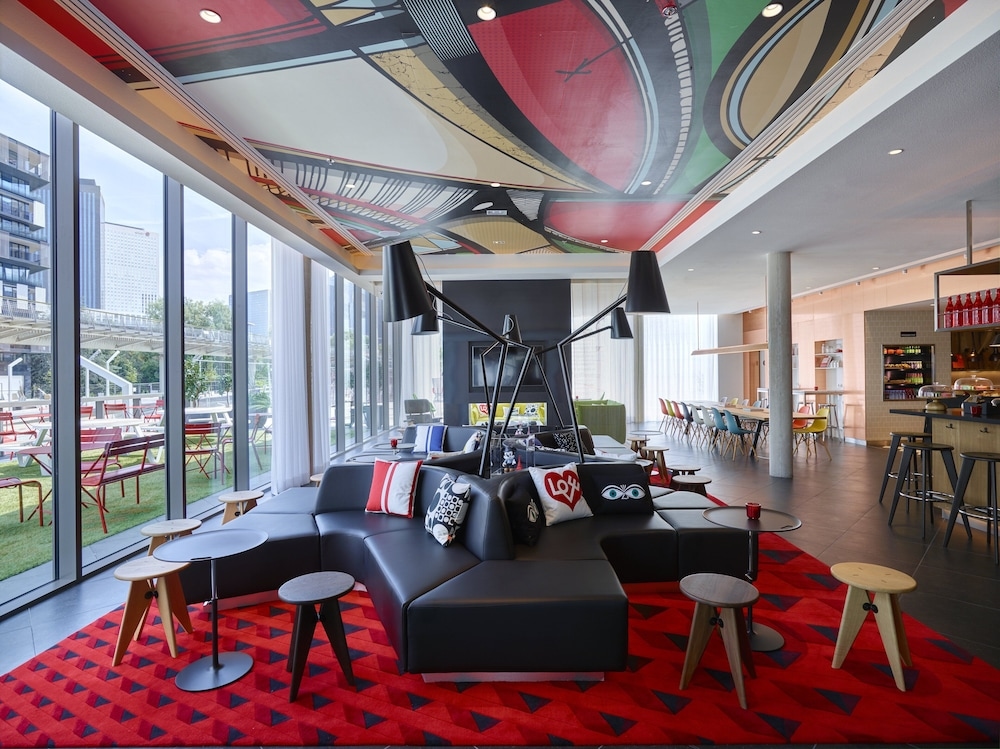 Foto de citizenM Paris la Défense