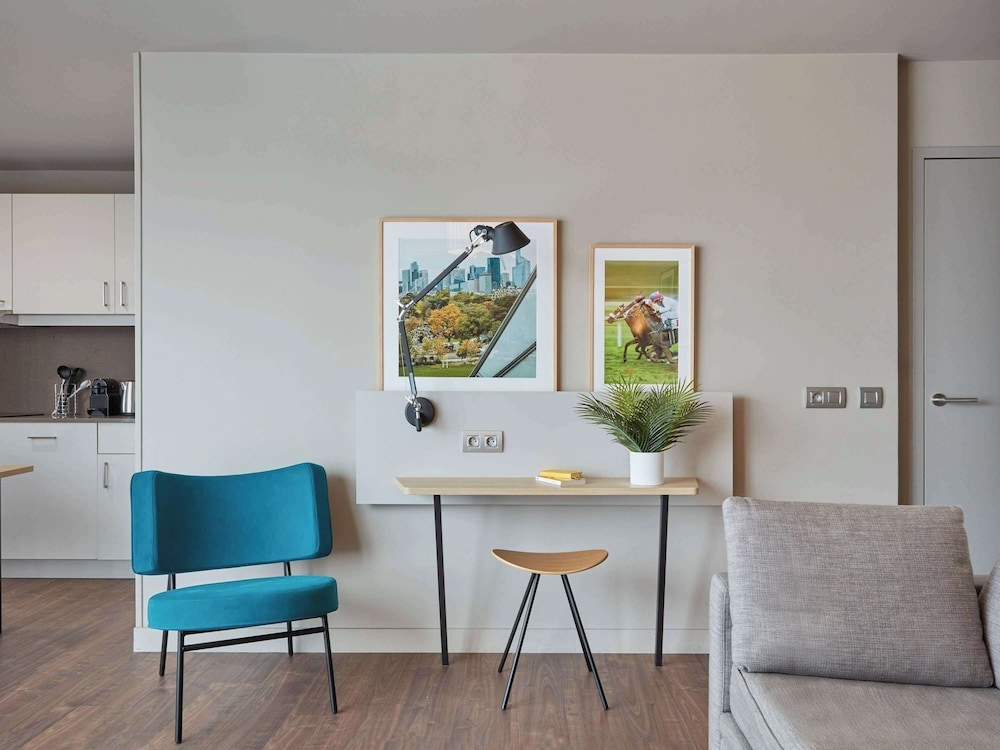Foto de Aparthotel Adagio Paris Suresnes Longchamp
