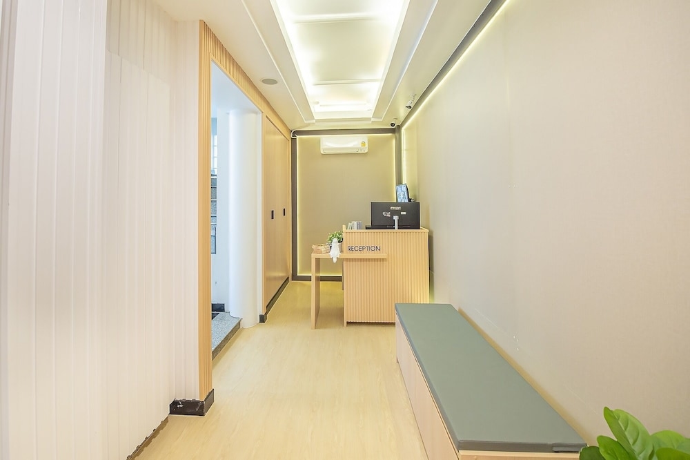 Thrive Hotel