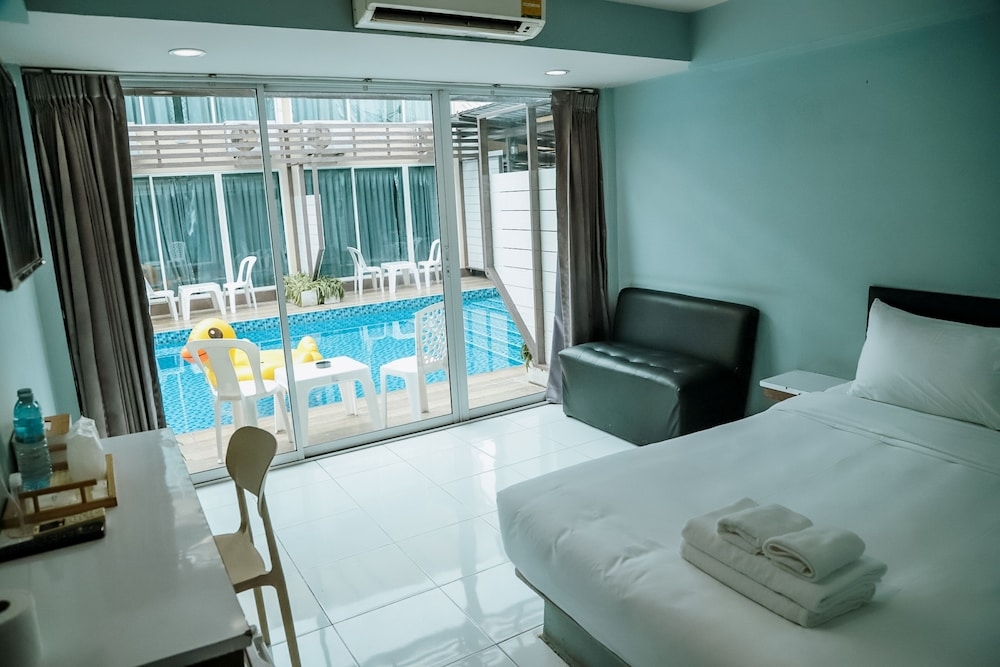 Foto de Full Stop Pool Villa Don Mueang