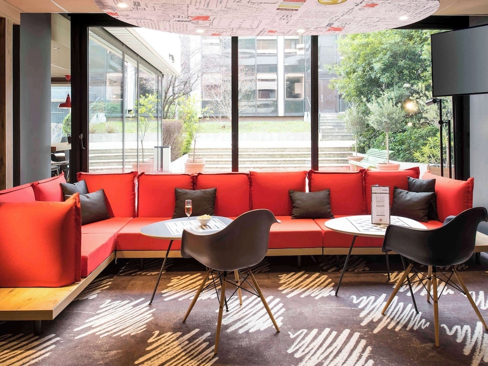 Foto de ibis Paris Pont De Suresnes