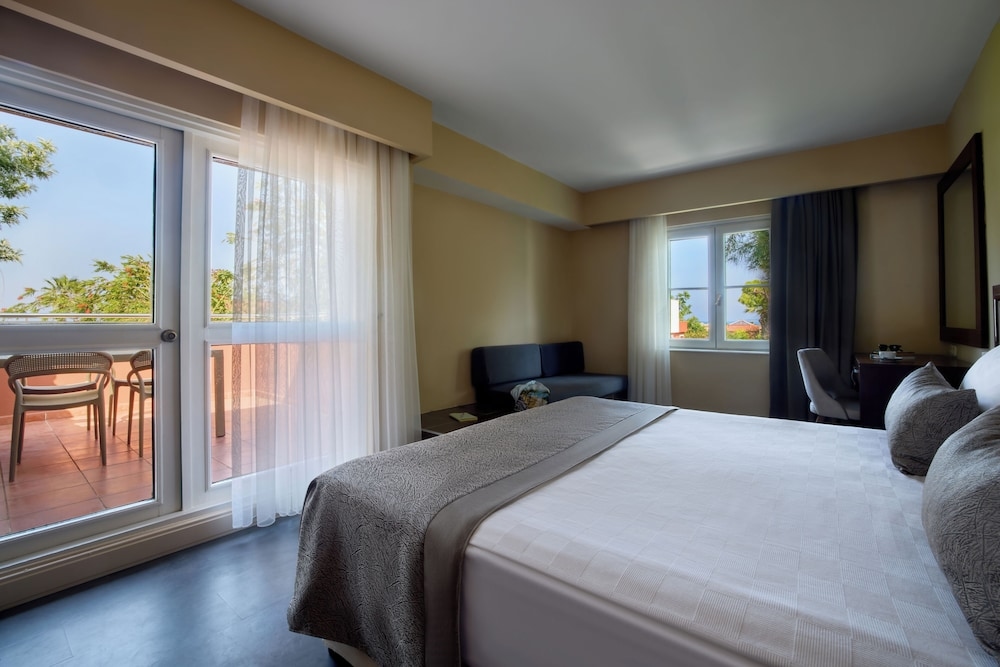 Foto de Mövenpick Resort Antalya Tekirova