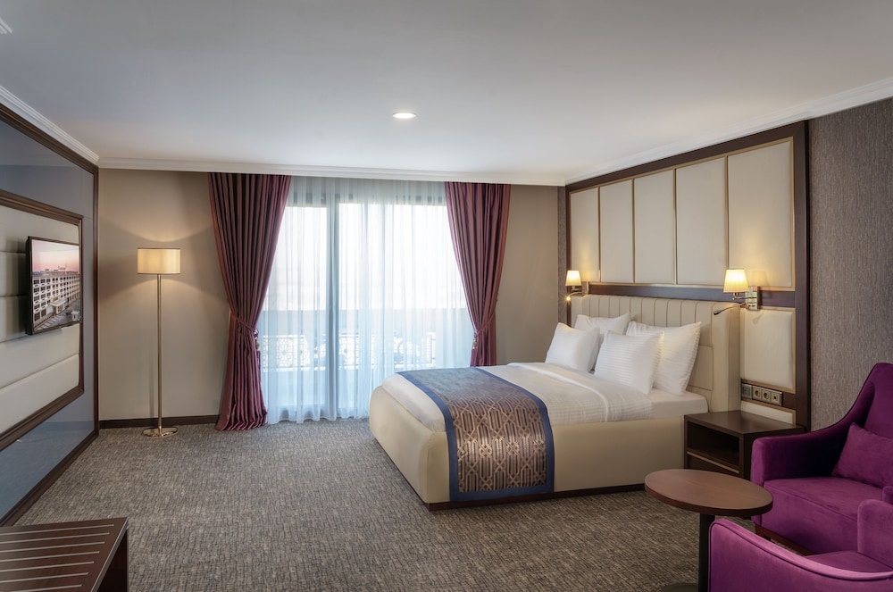 Foto de Ramada Plaza By Wyndham Silivri