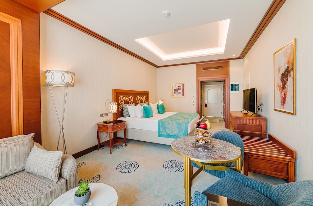 Foto de The Arkin Colony Hotel