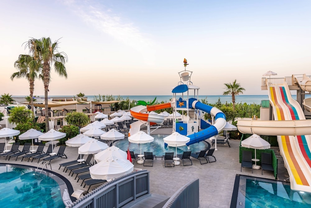 Foto de White City Resort Hotel