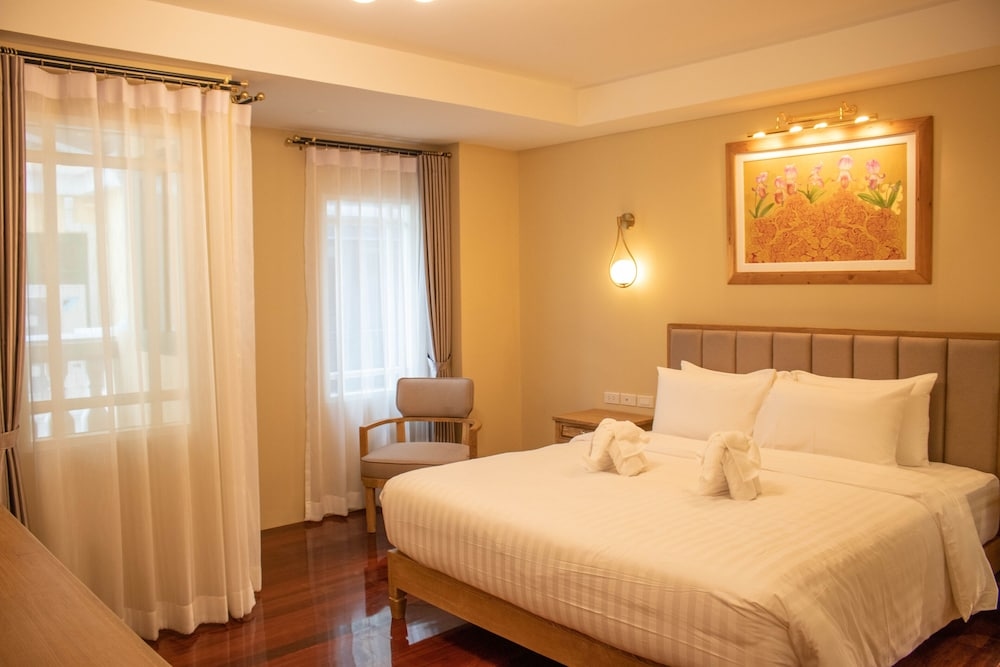 Foto de Siri Ratchadamnoen Bangkok Hotel